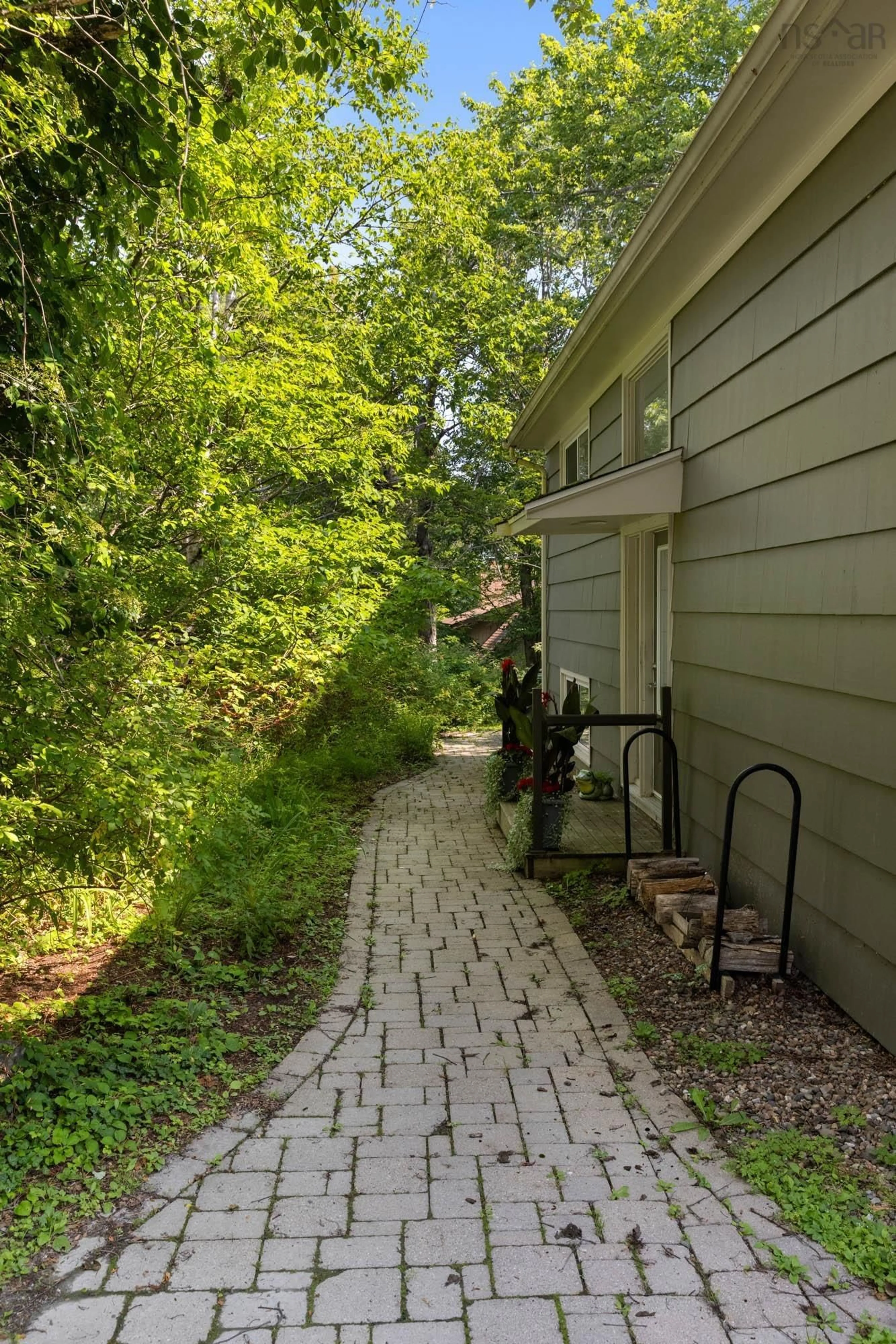 Patio, street for 20 Kirk Rd, Halifax Nova Scotia B3P 1A7
