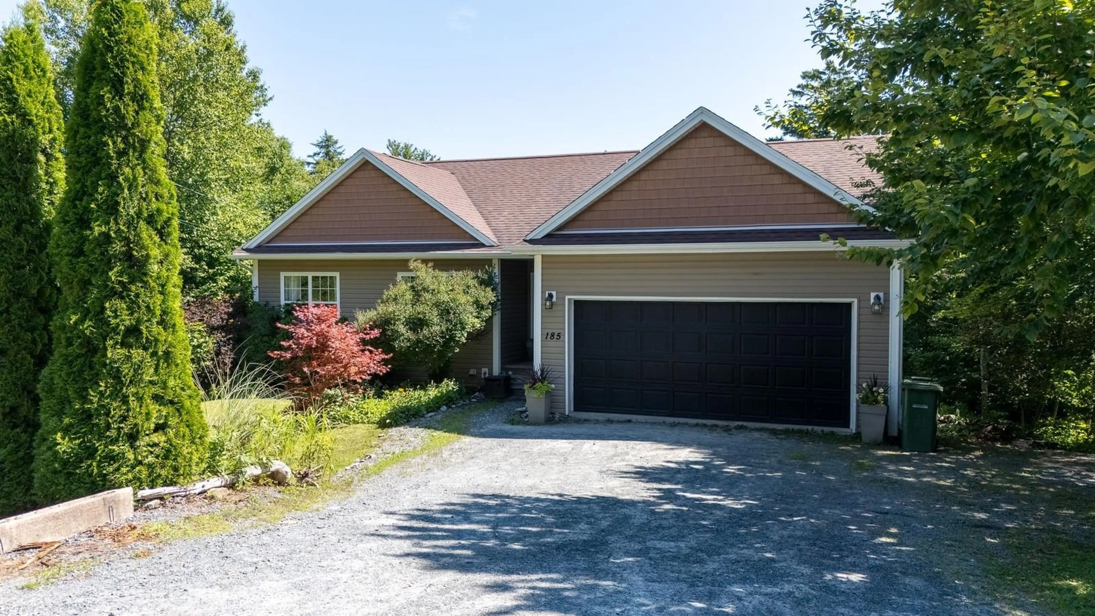 Home with vinyl exterior material, street for 185 Thomas St, Lake Echo Nova Scotia B3E 1M7