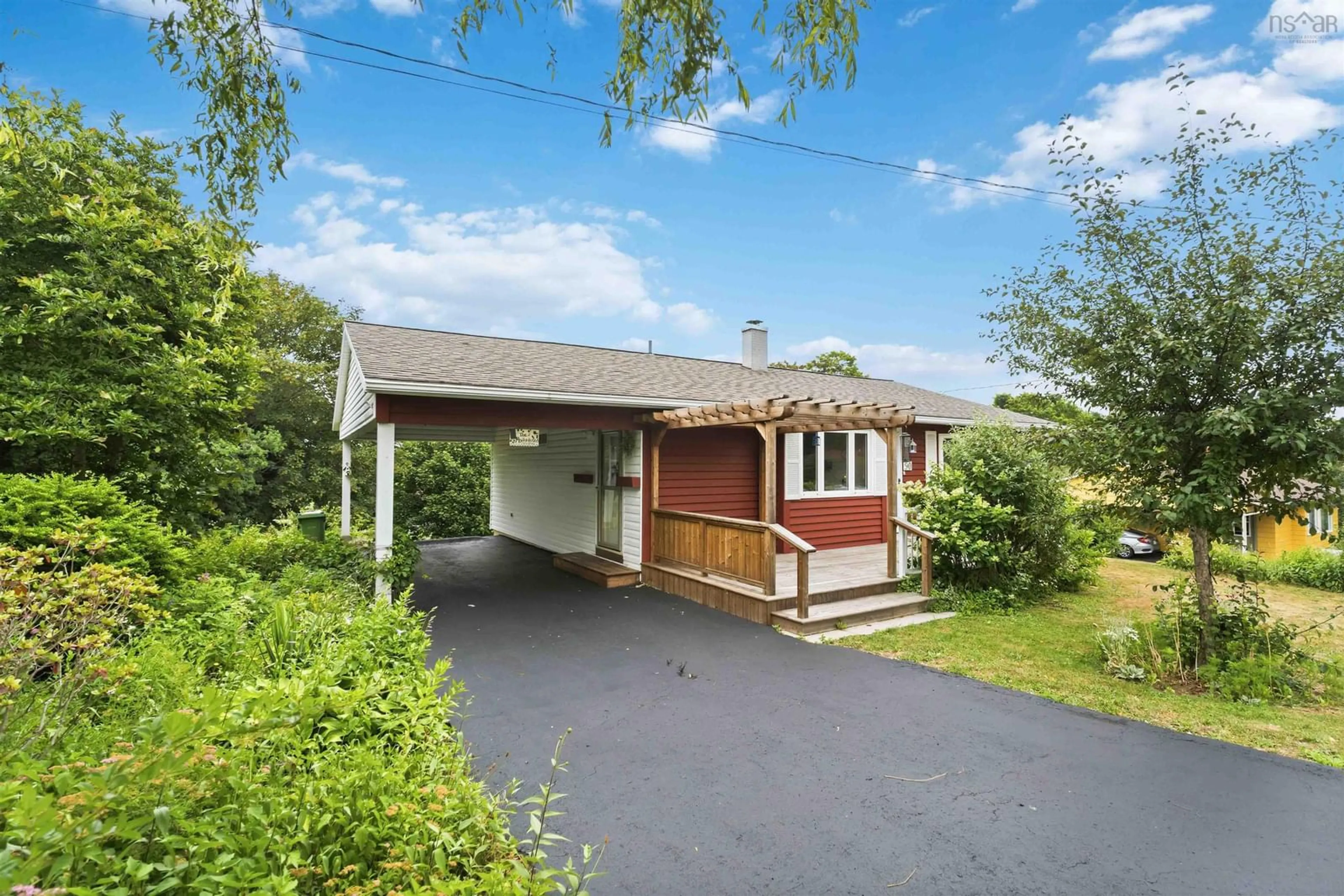 Unknown for 90 King St, Digby Nova Scotia B0V 1A0