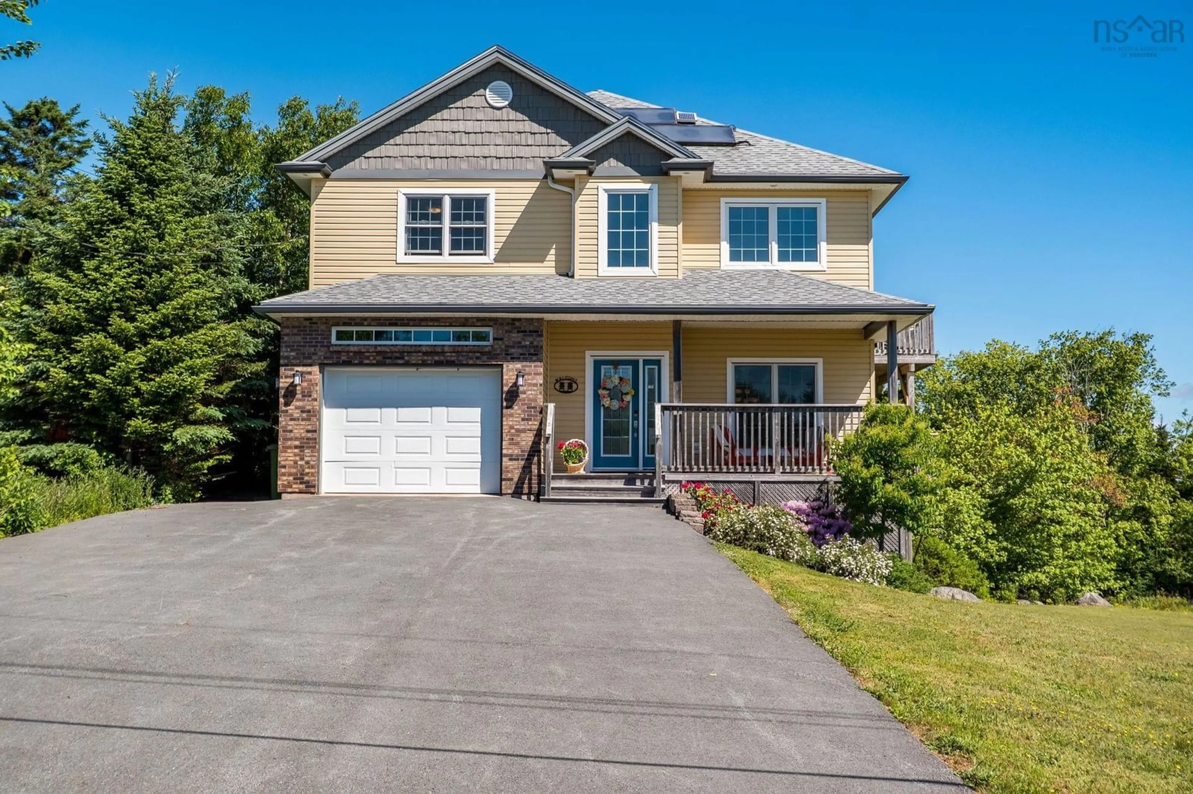 Home with vinyl exterior material, street for 7 Florence St, Herring Cove Nova Scotia B3V 1J4