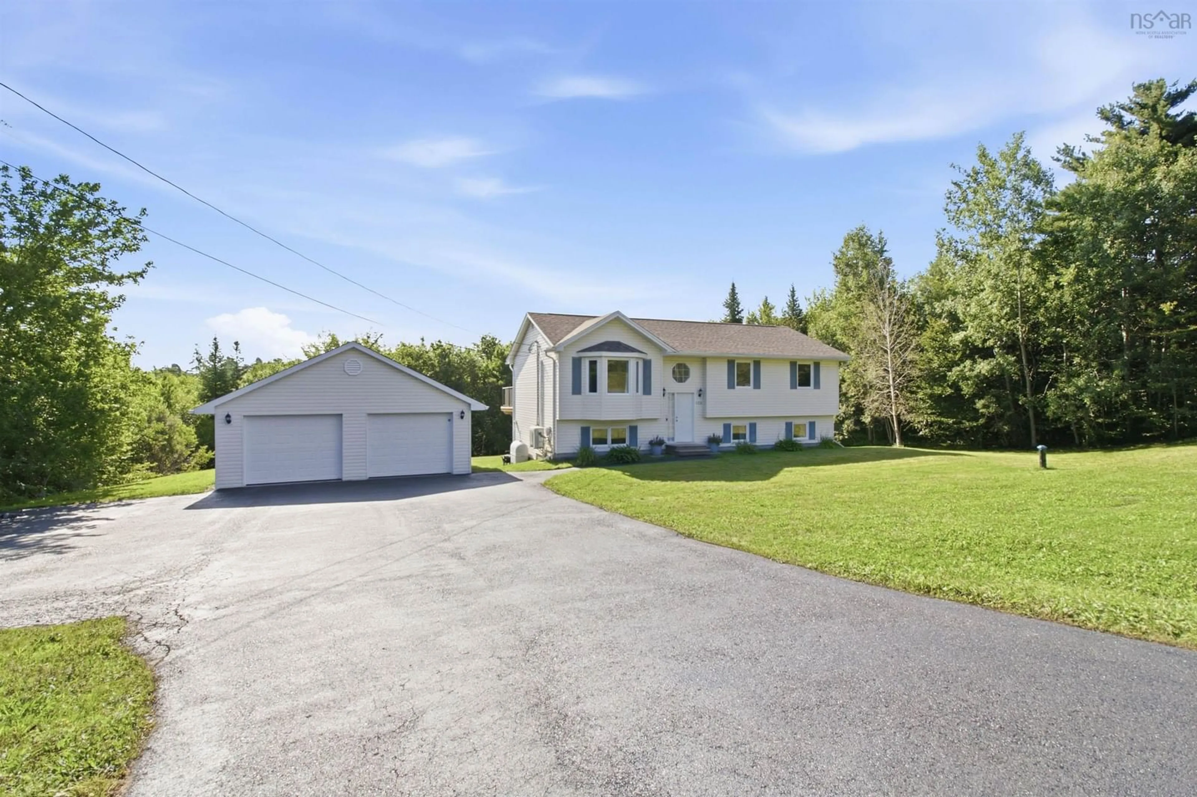 A pic from outside/outdoor area/front of a property/back of a property/a pic from drone, street for 150 Lindforest Crt, Middle Sackville Nova Scotia B4E 3J2
