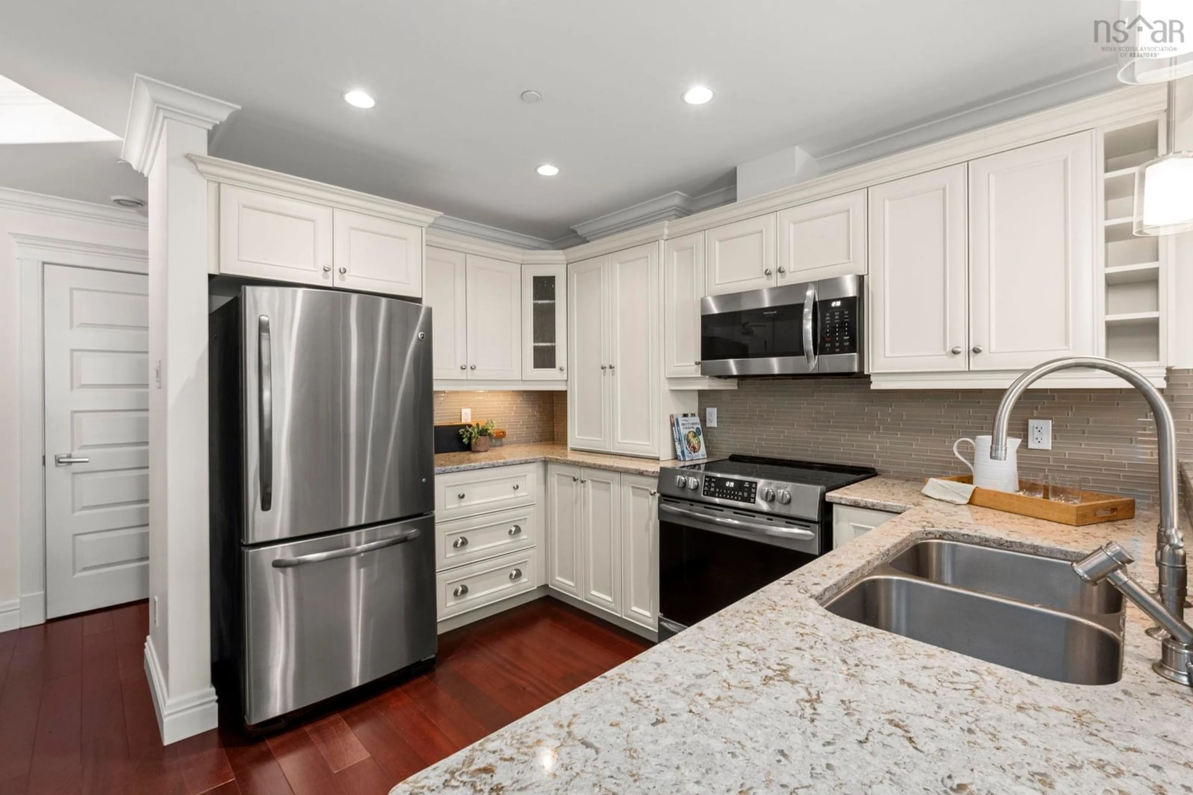 Open concept kitchen, ceramic/tile floor for 1445 South Park St #1204, Halifax Nova Scotia B3J 0B6