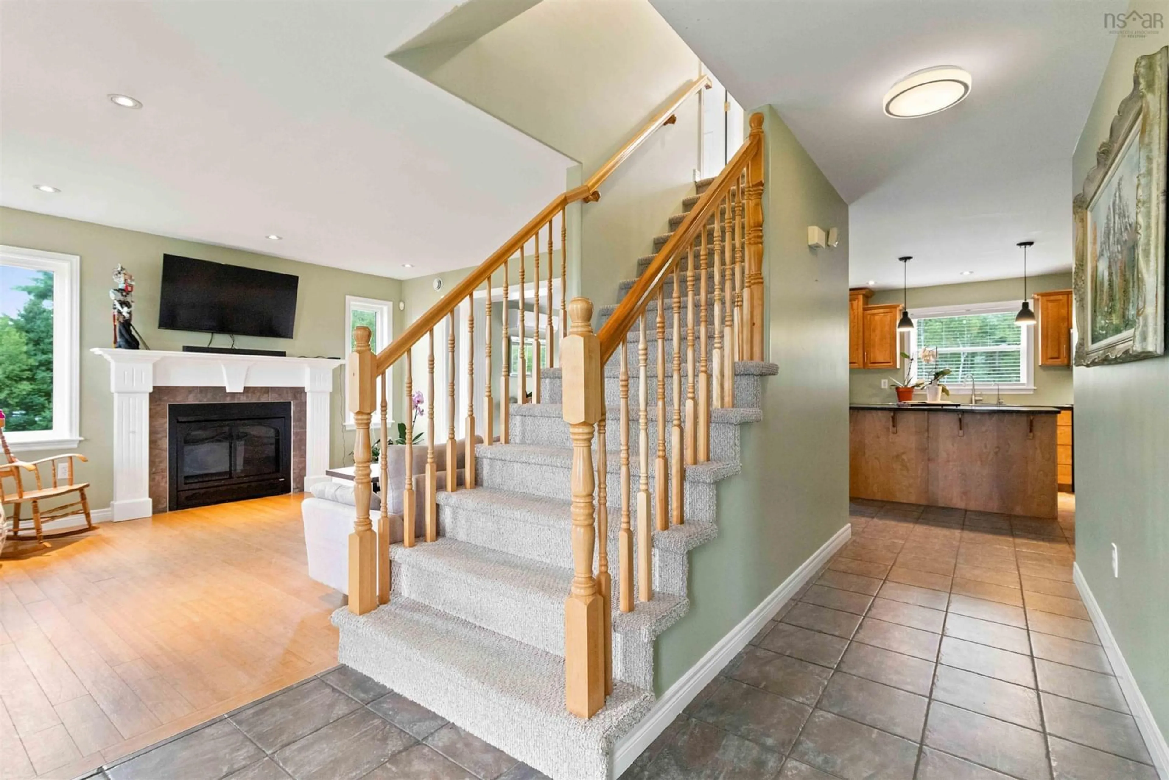 Indoor foyer for 16 Morgan Dr, Lawrencetown Nova Scotia B2Z 1V6