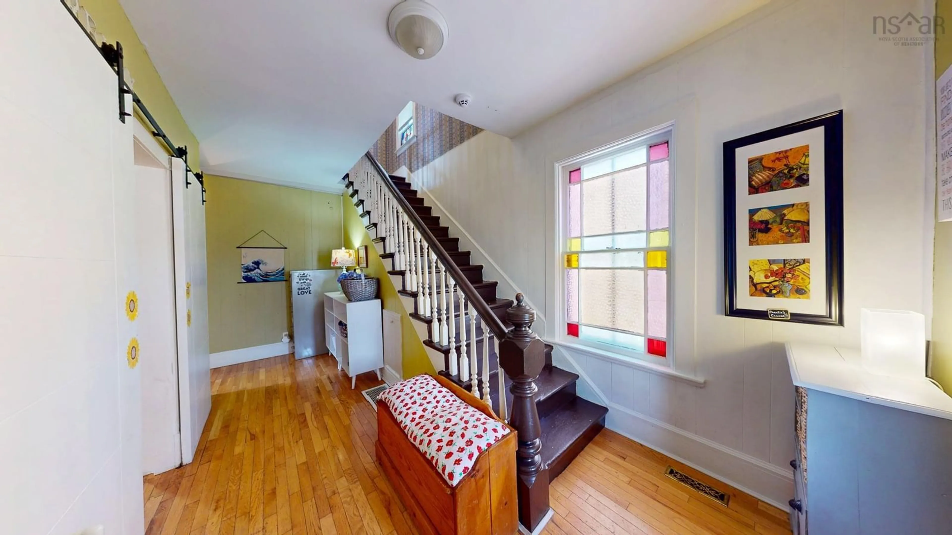 Unknown for 213 Victoria St, Windsor Nova Scotia B0N 2T0
