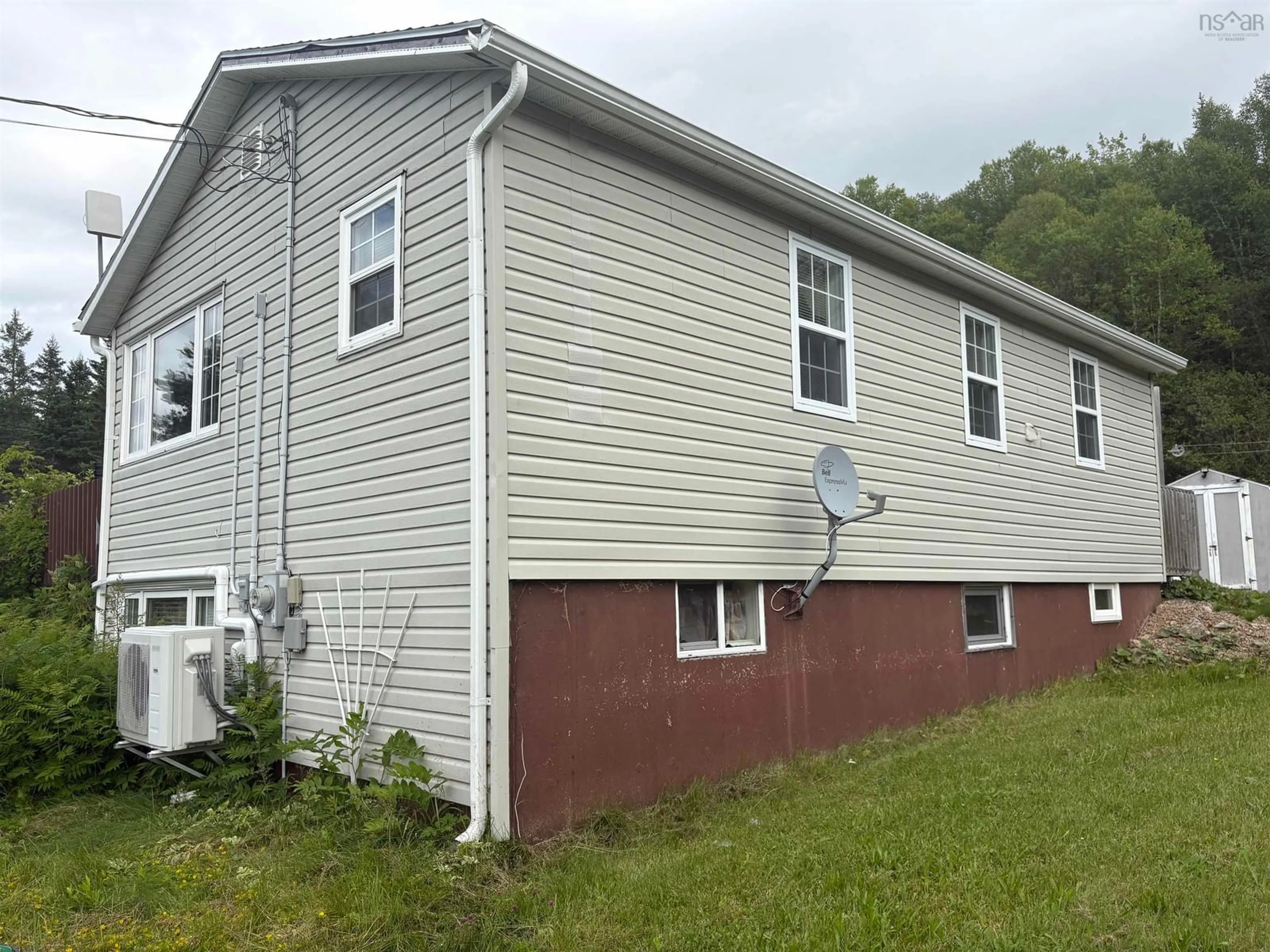 Home with vinyl exterior material, building for 4367 Highway 105 Hwy, South Haven Nova Scotia B0E 1B0