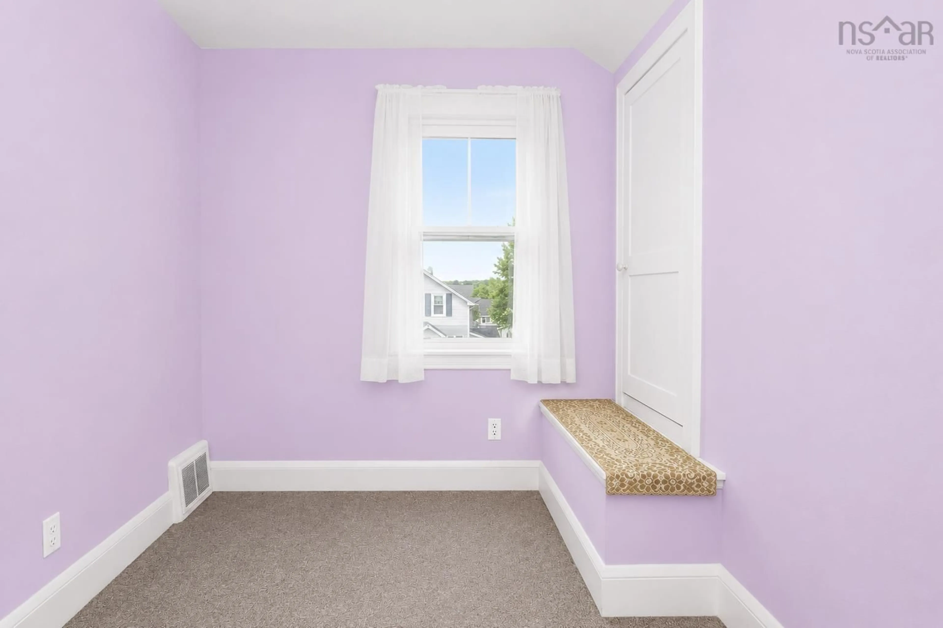 A pic of a room for 173 Cabot St, Sydney Nova Scotia B1P 4E4