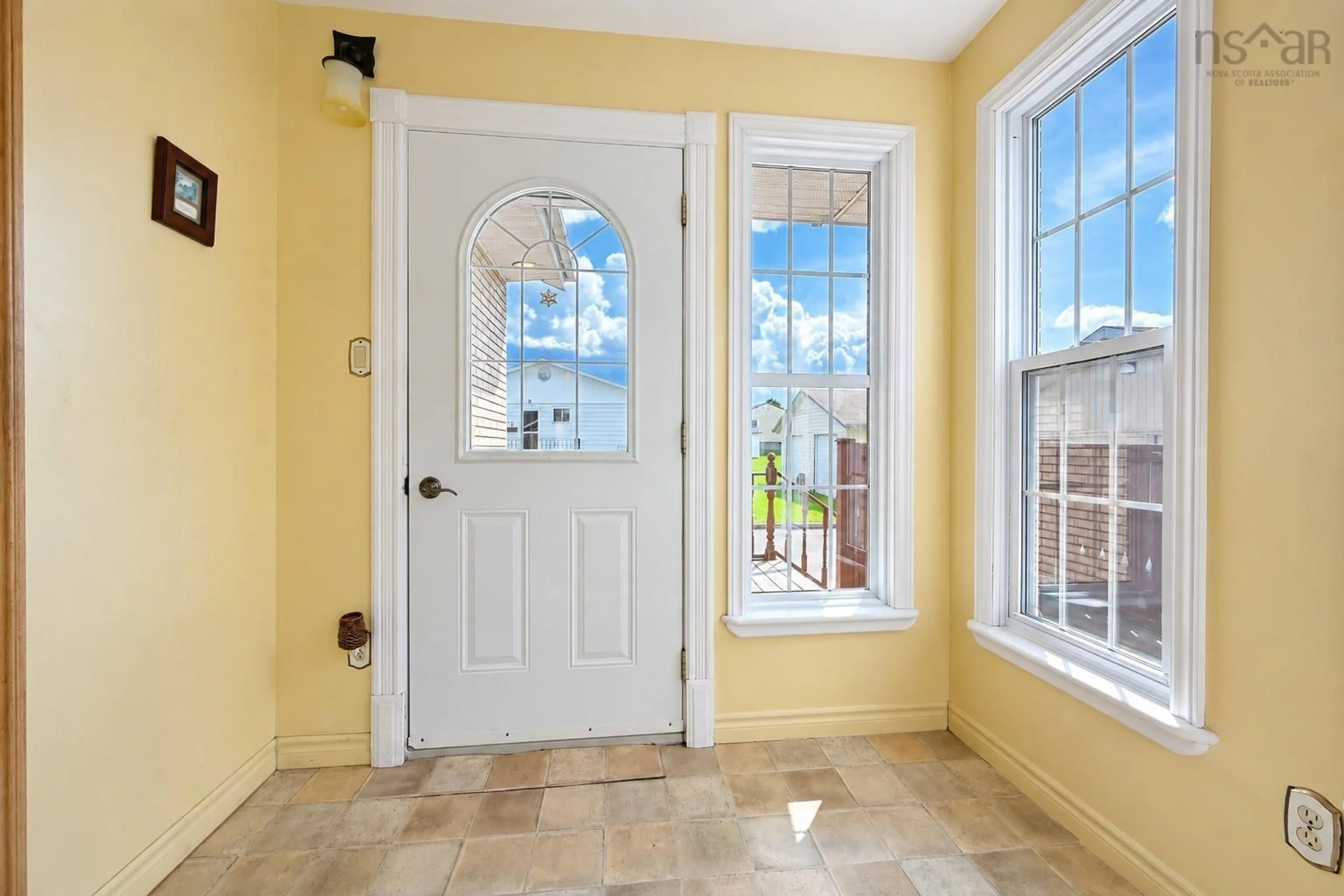 Indoor entryway for 26 Beechwood Drive, Glace Bay Nova Scotia B1A 5X2