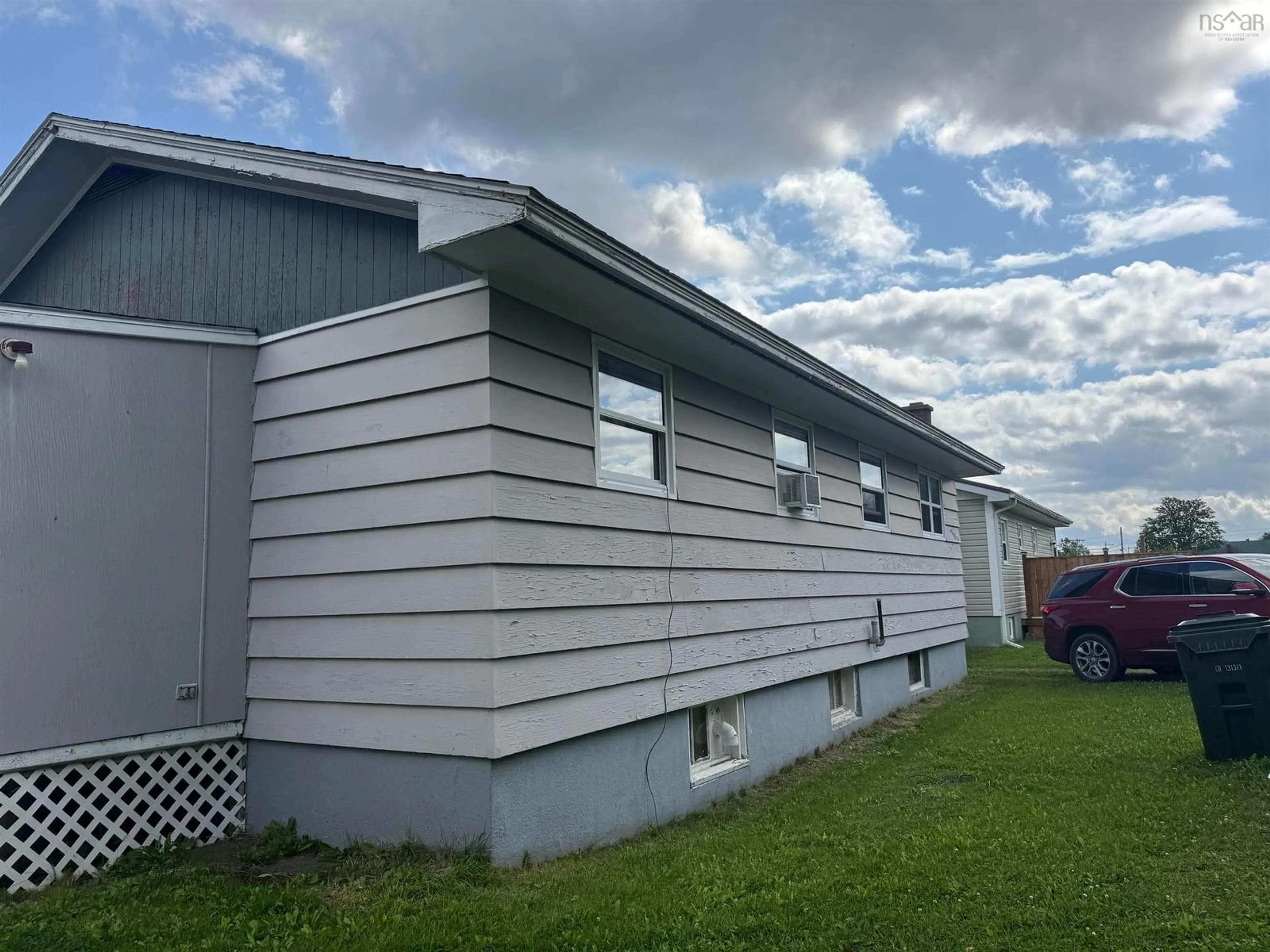 Home with vinyl exterior material, building for 459 Main St, Florence Nova Scotia B1Y 1K8