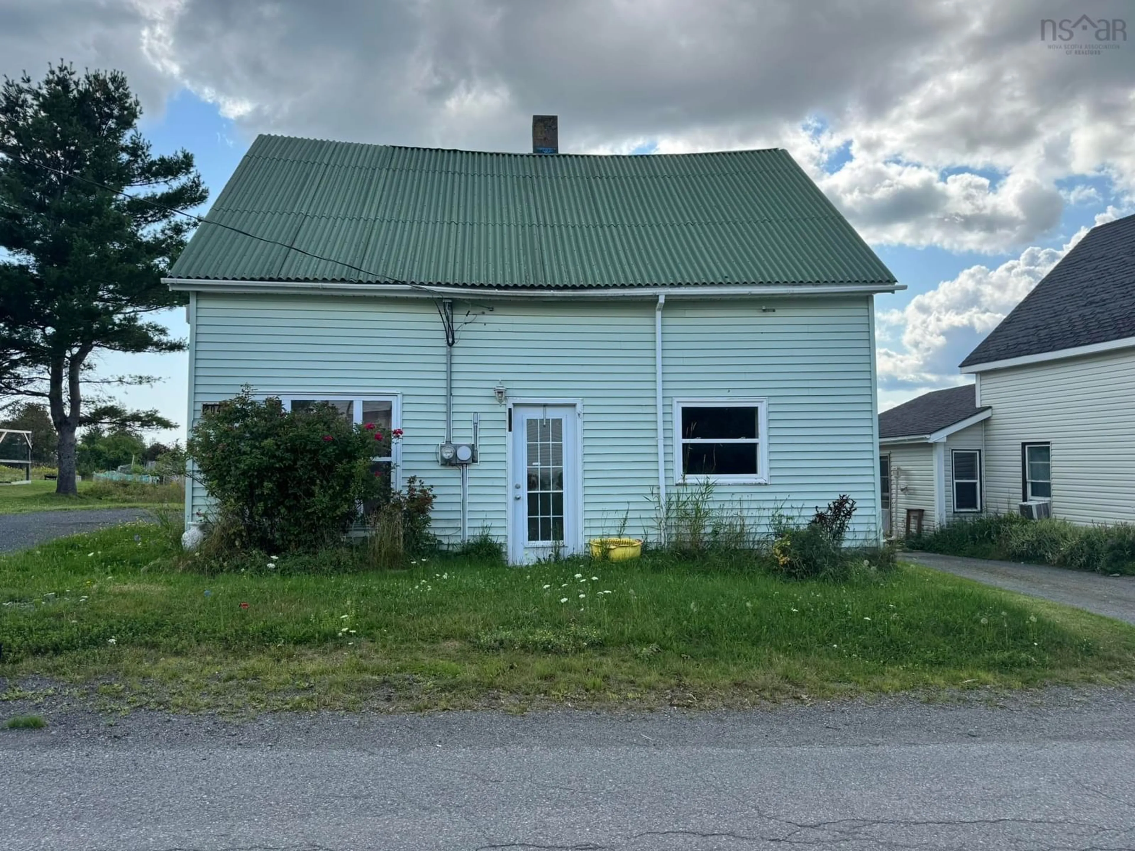 Shed for 2049 Irving St, Westville Nova Scotia B0K 2A0