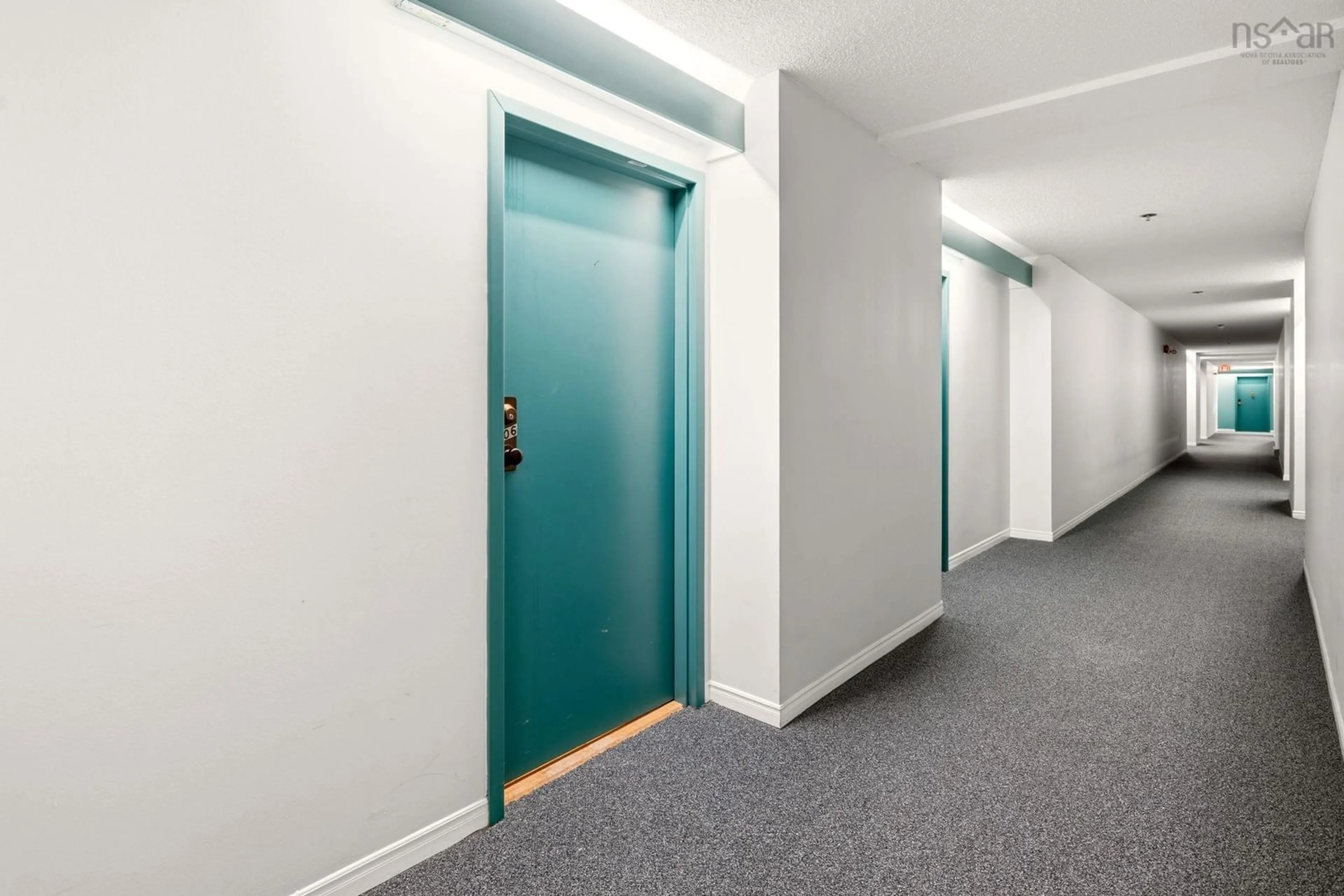 Indoor foyer for 93 Kearney Lake Rd #406, Kearney Lake Nova Scotia B3M 4E7