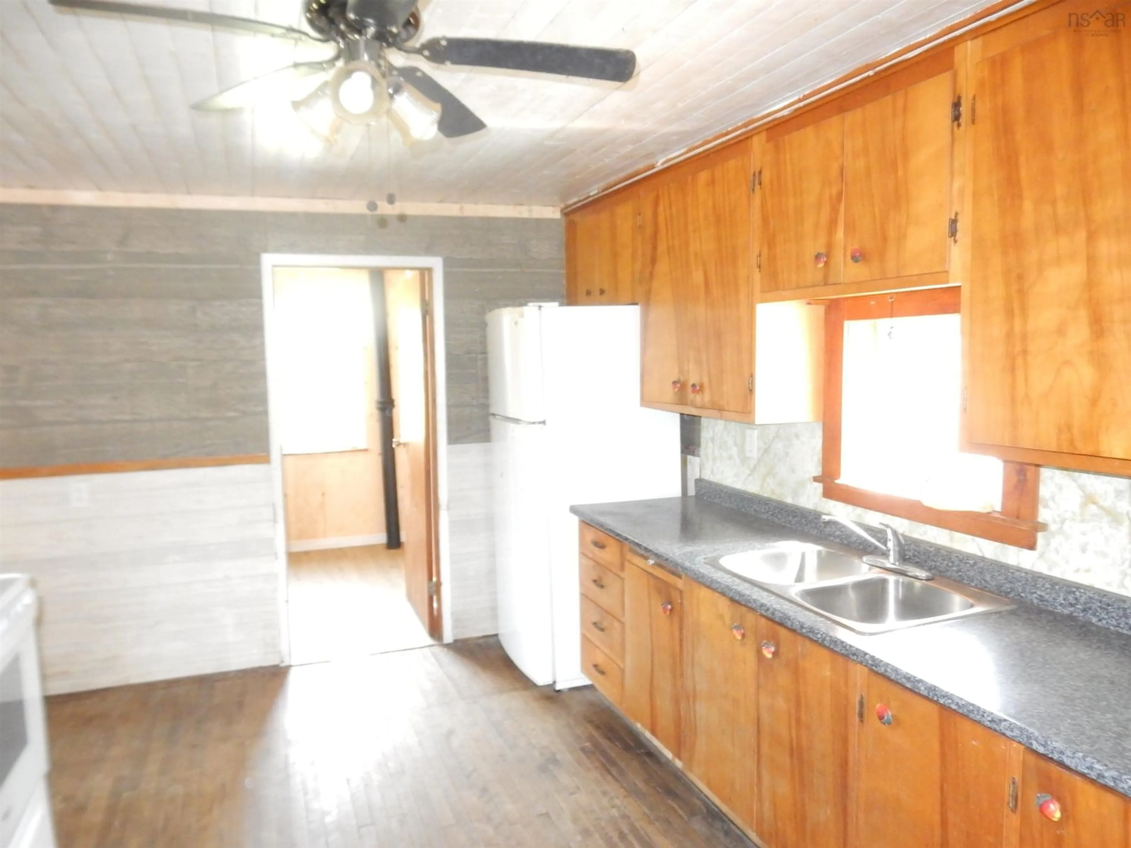 Standard kitchen, wood/laminate floor for 644 St Marys Rd, Chaplin Nova Scotia B0N 2M0