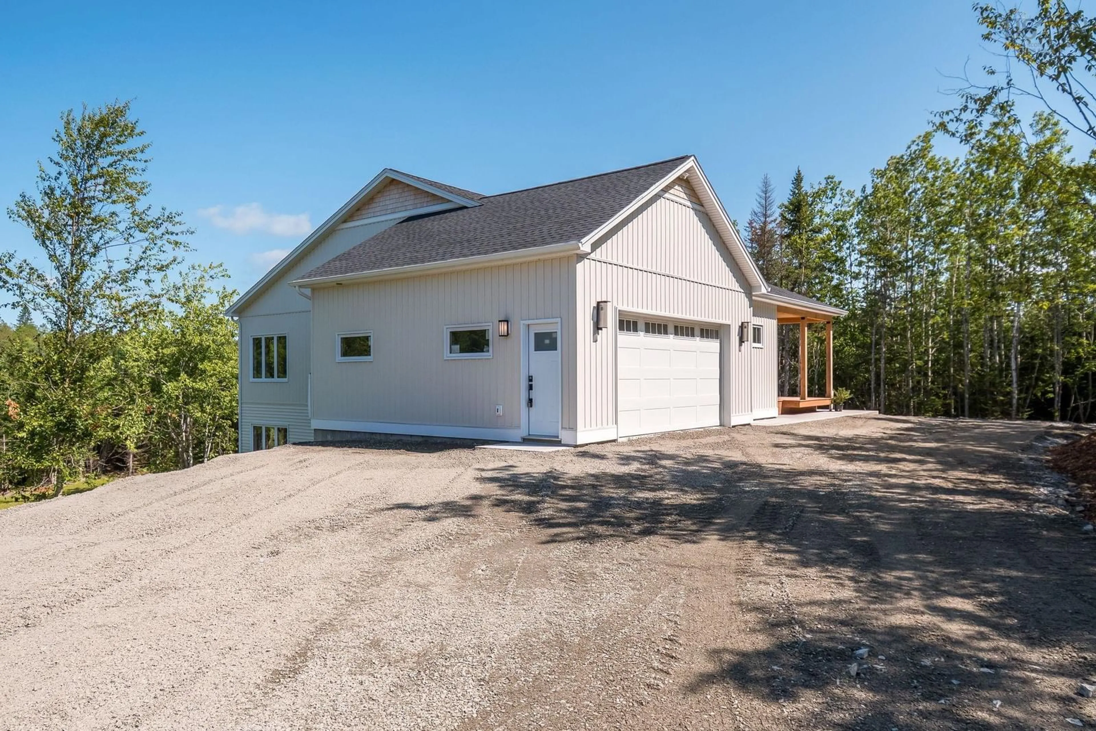 Indoor garage for 208 Bretton Woods Rd, Hillsvale Nova Scotia B0N 1Z0