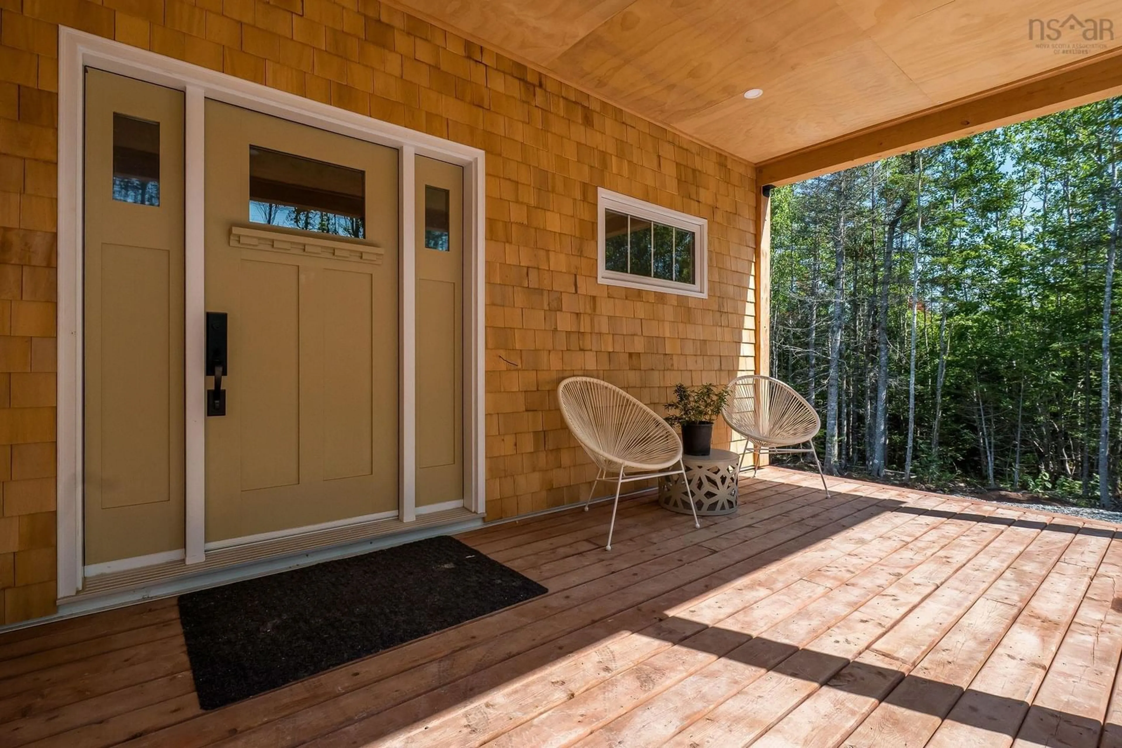 Indoor entryway for 208 Bretton Woods Rd, Hillsvale Nova Scotia B0N 1Z0