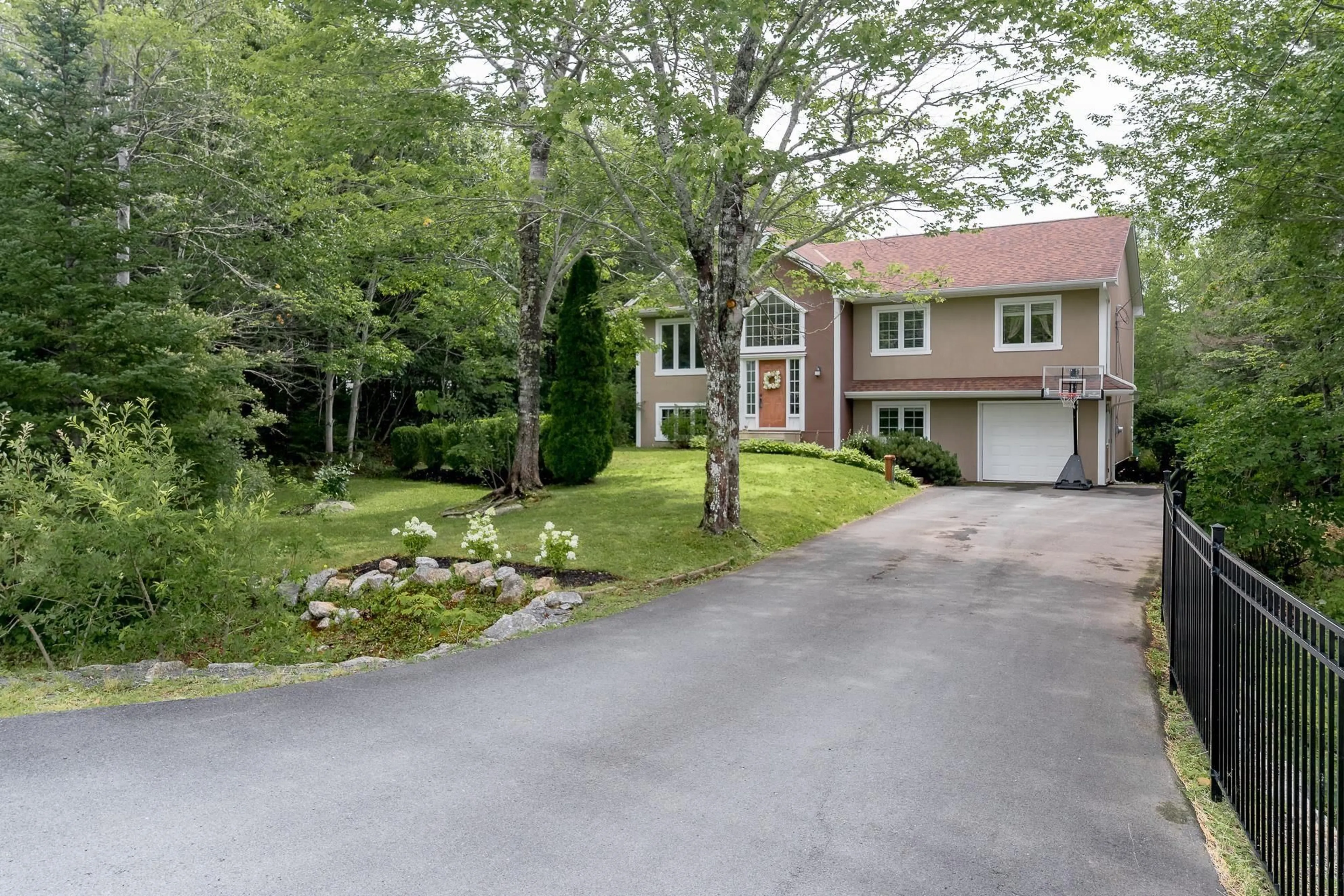 A pic from outside/outdoor area/front of a property/back of a property/a pic from drone, street for 319 Buckingham Drive, Stillwater Lake Nova Scotia B3Z 1M4