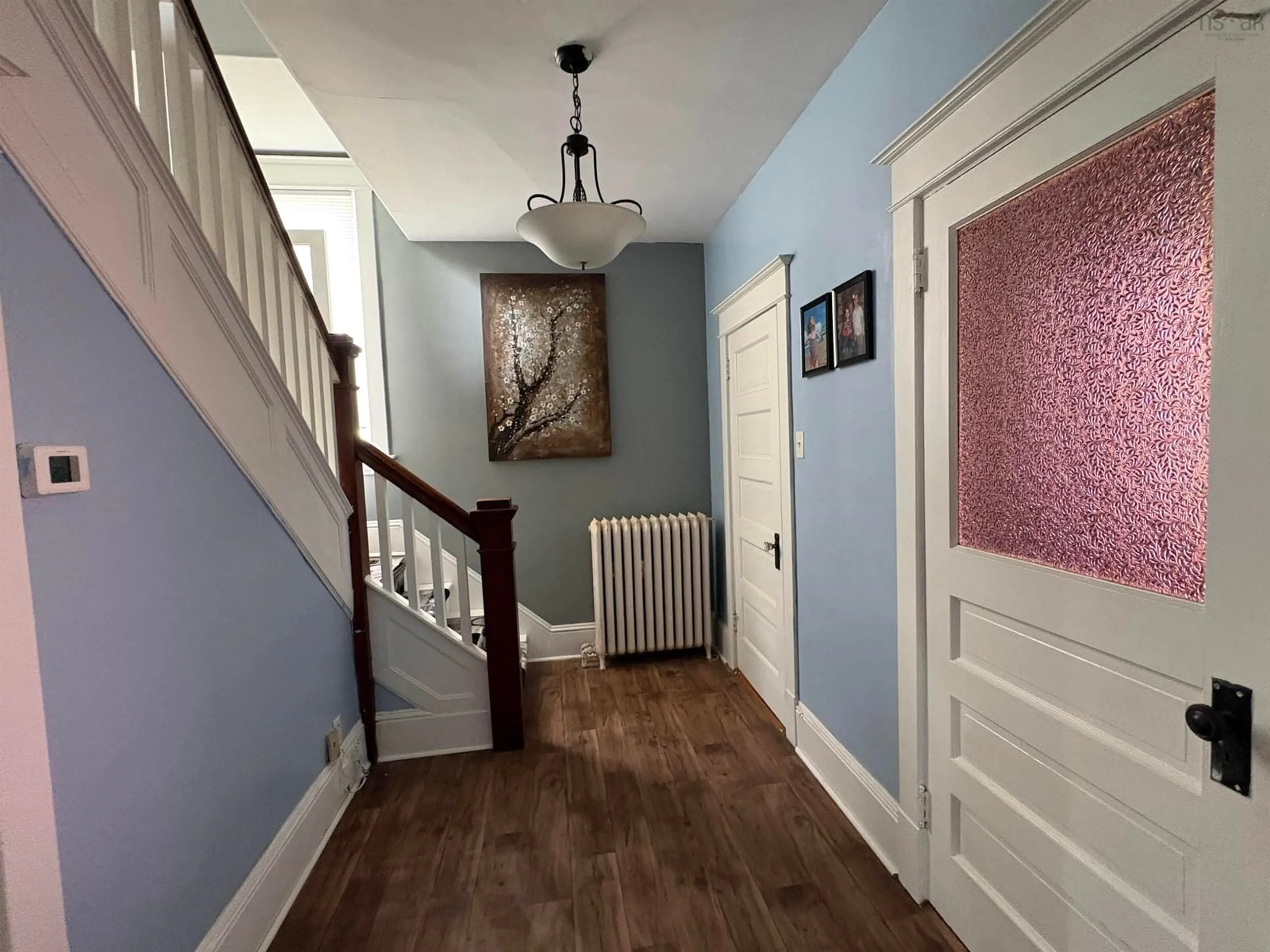 Indoor foyer for 11 Victoria Ave, Stellarton Nova Scotia B0K 1S0