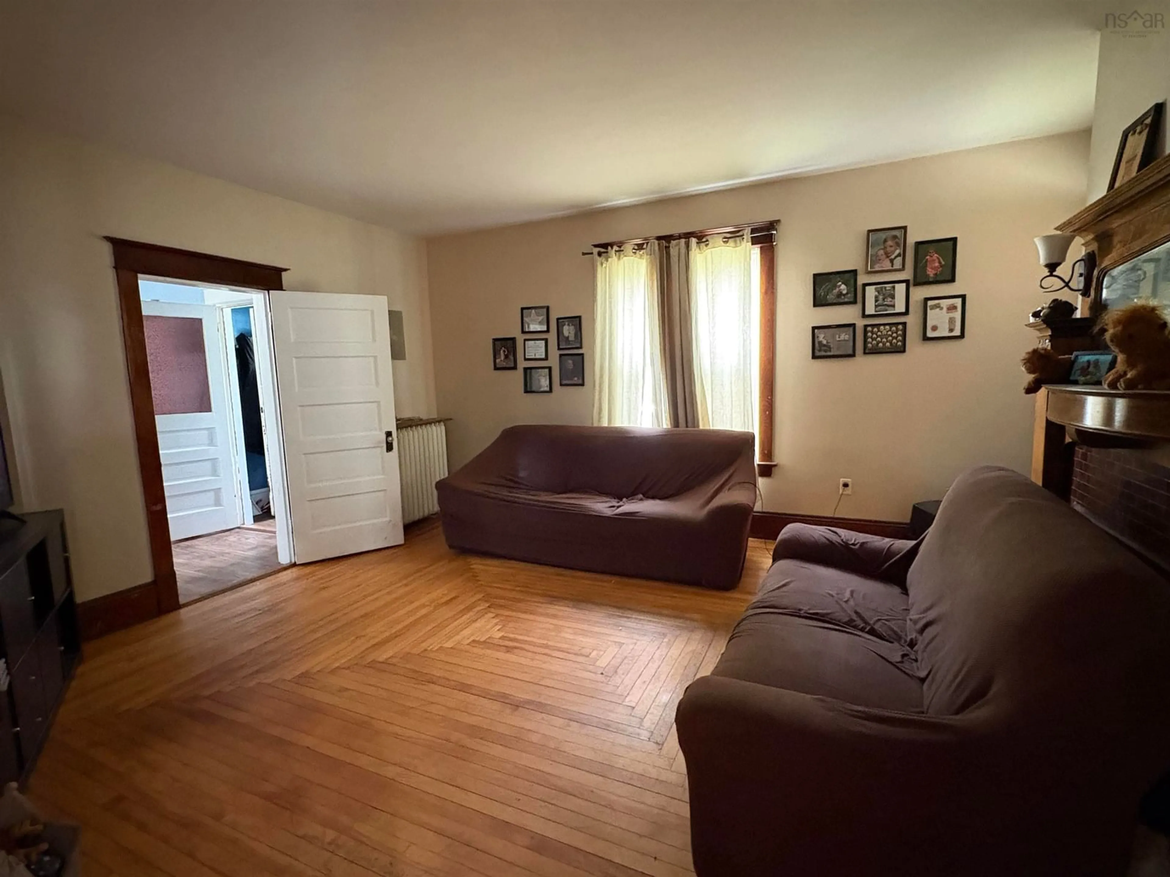 A pic of a room for 11 Victoria Ave, Stellarton Nova Scotia B0K 1S0