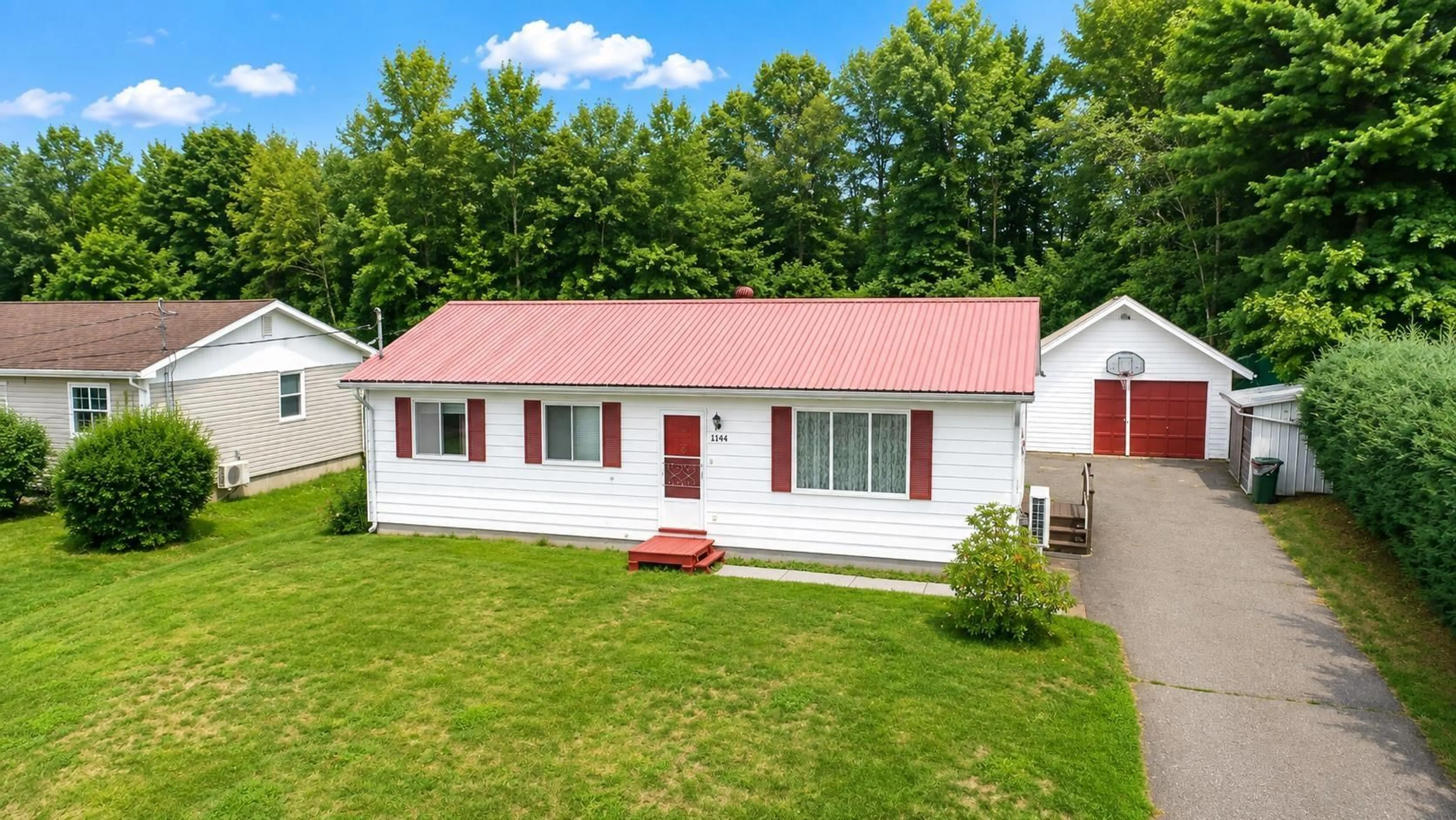 Home with vinyl exterior material, street for 1144 Aalders Avenue,, New Minas Nova Scotia B4N 3H5