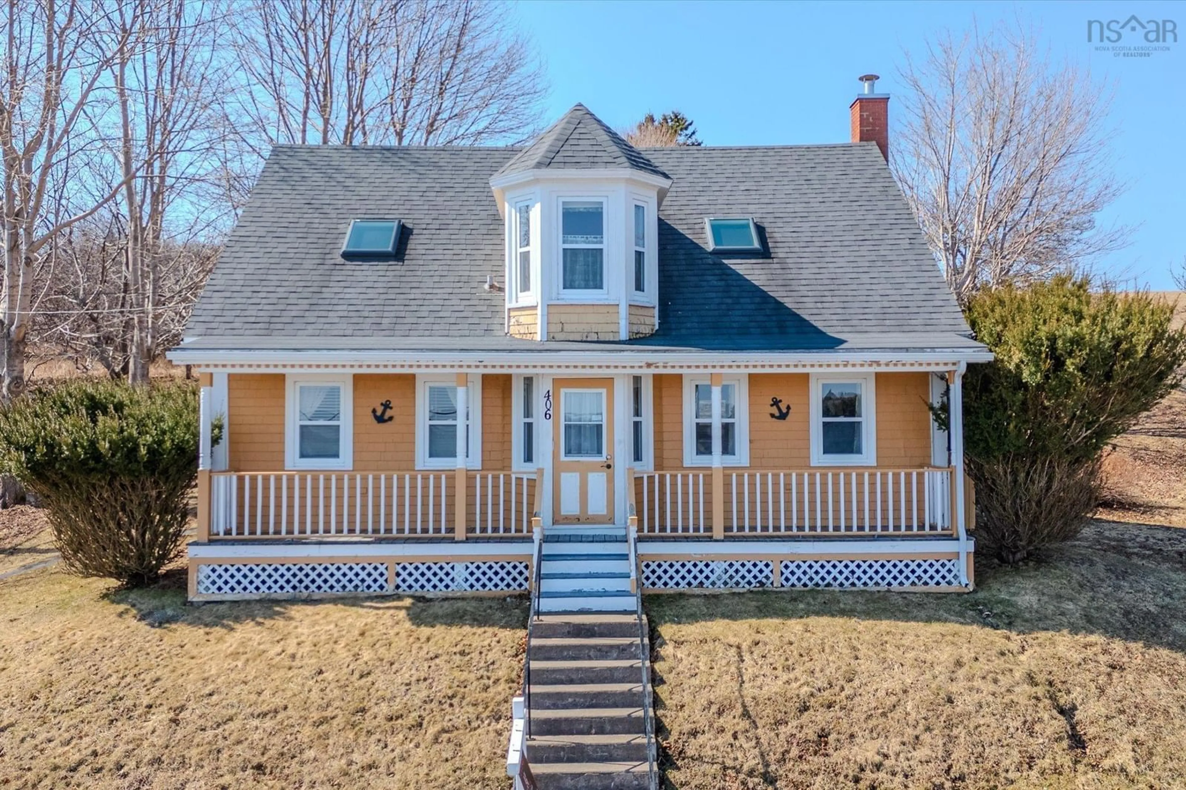 Home with vinyl exterior material, street for 406 Kingsburg Rd, Lower Rose Bay Nova Scotia B0J 2X0