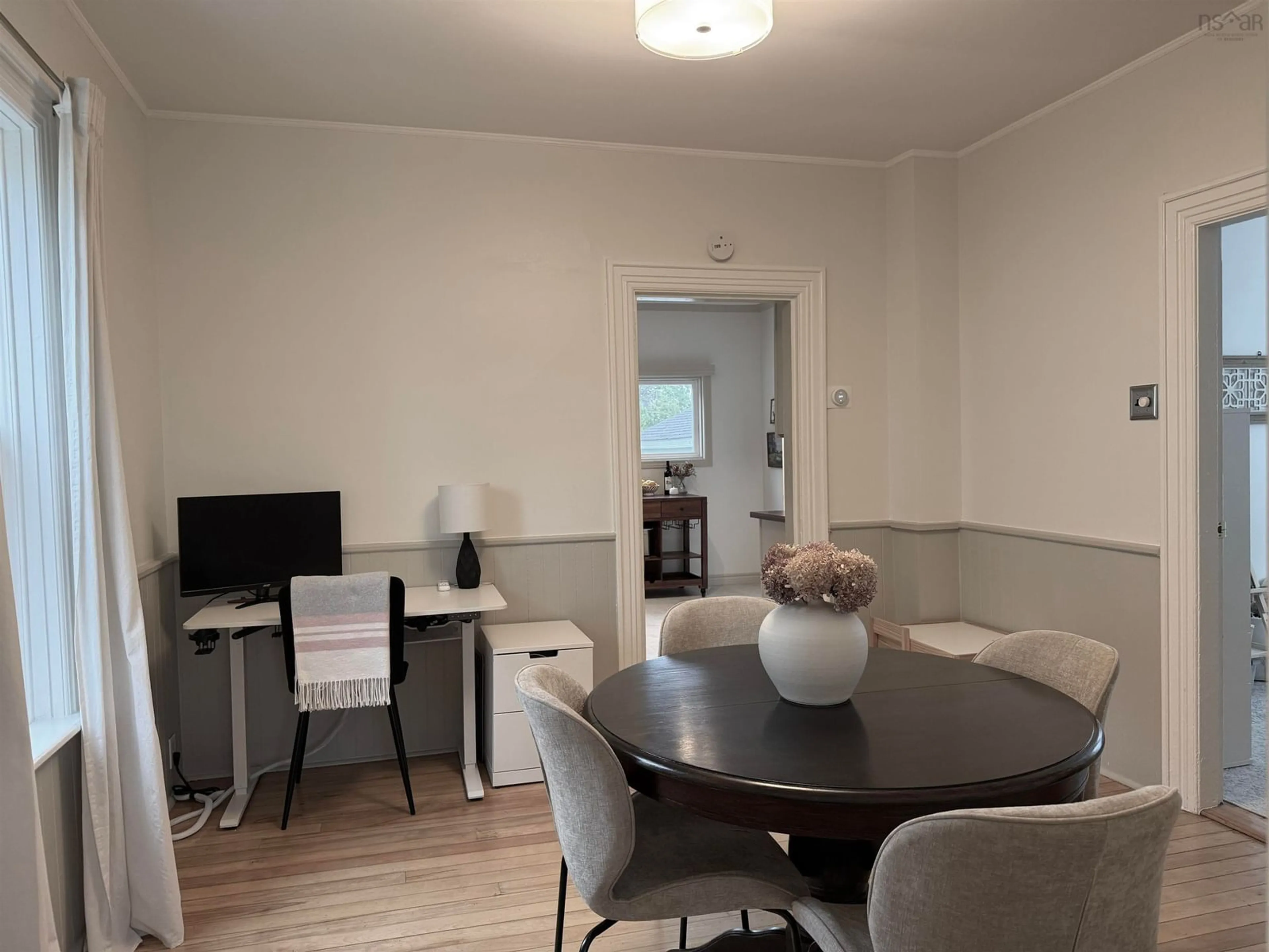 A pic of a room for 228 Cottage St, New Glasgow Nova Scotia B2H 4E7