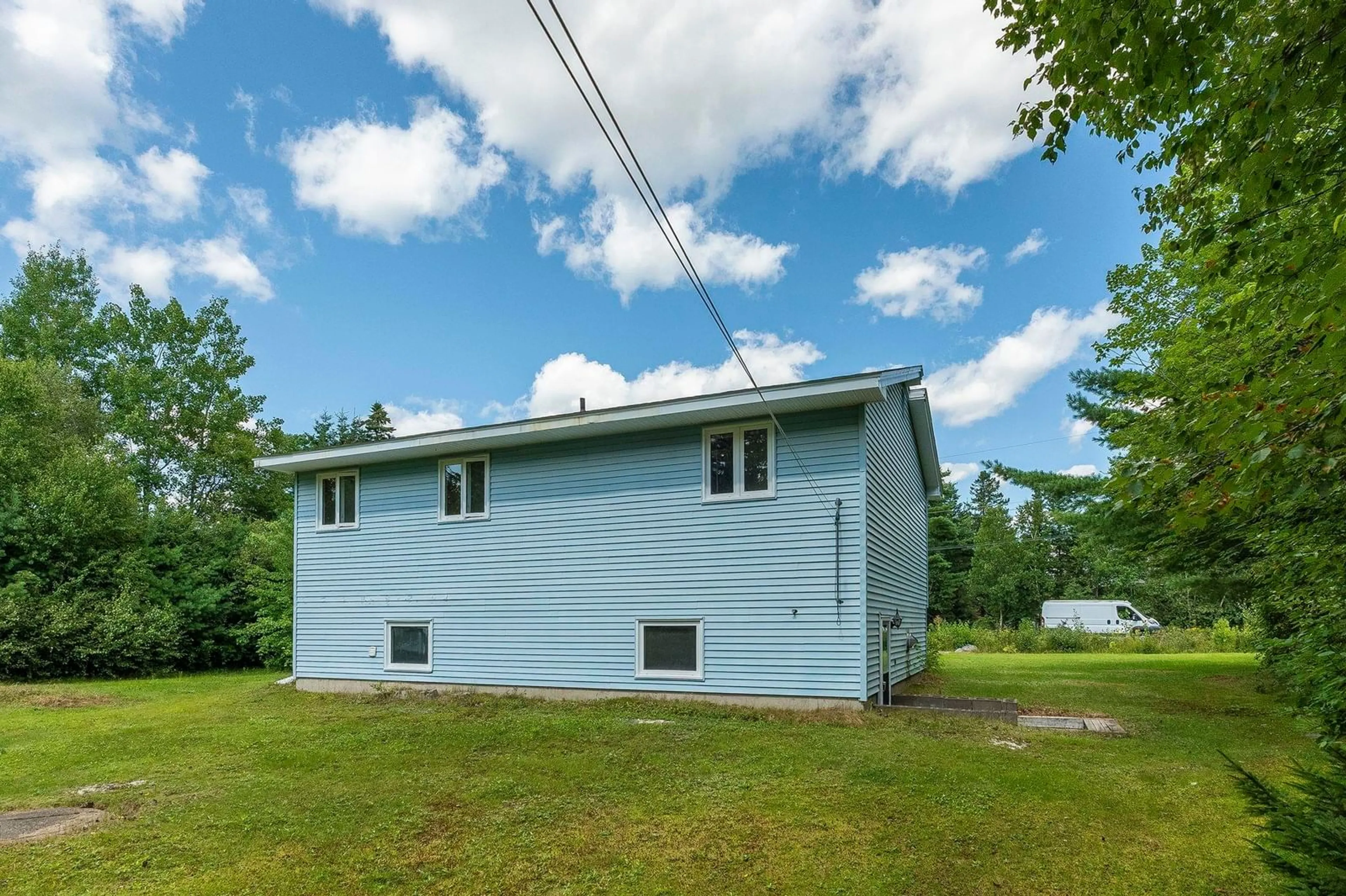 Unknown for 15 Village St, Tantallon Nova Scotia B3Z 2P7