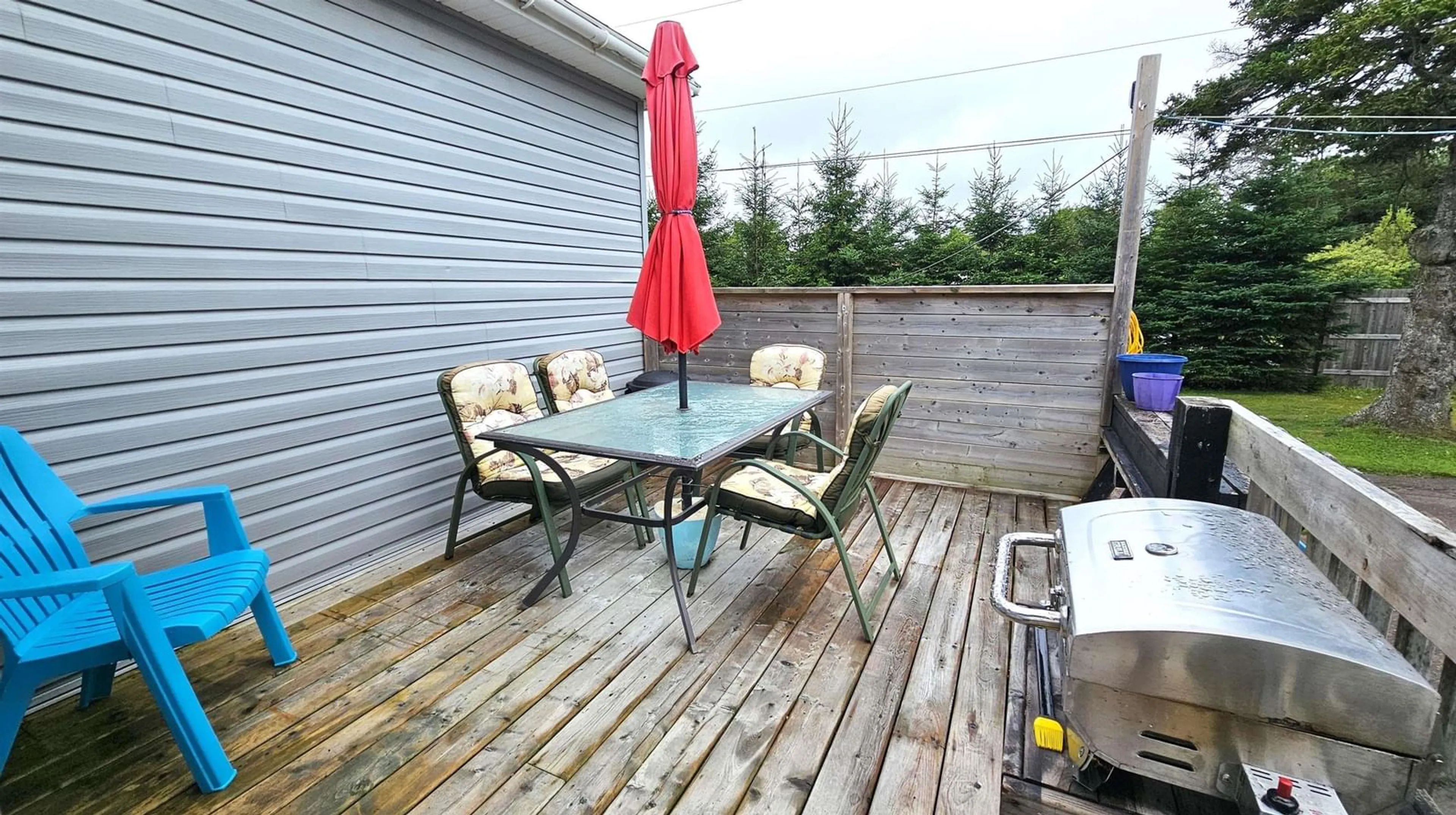 Patio, street for 204 Vimy Rd, Bible Hill Nova Scotia B2N 4J9