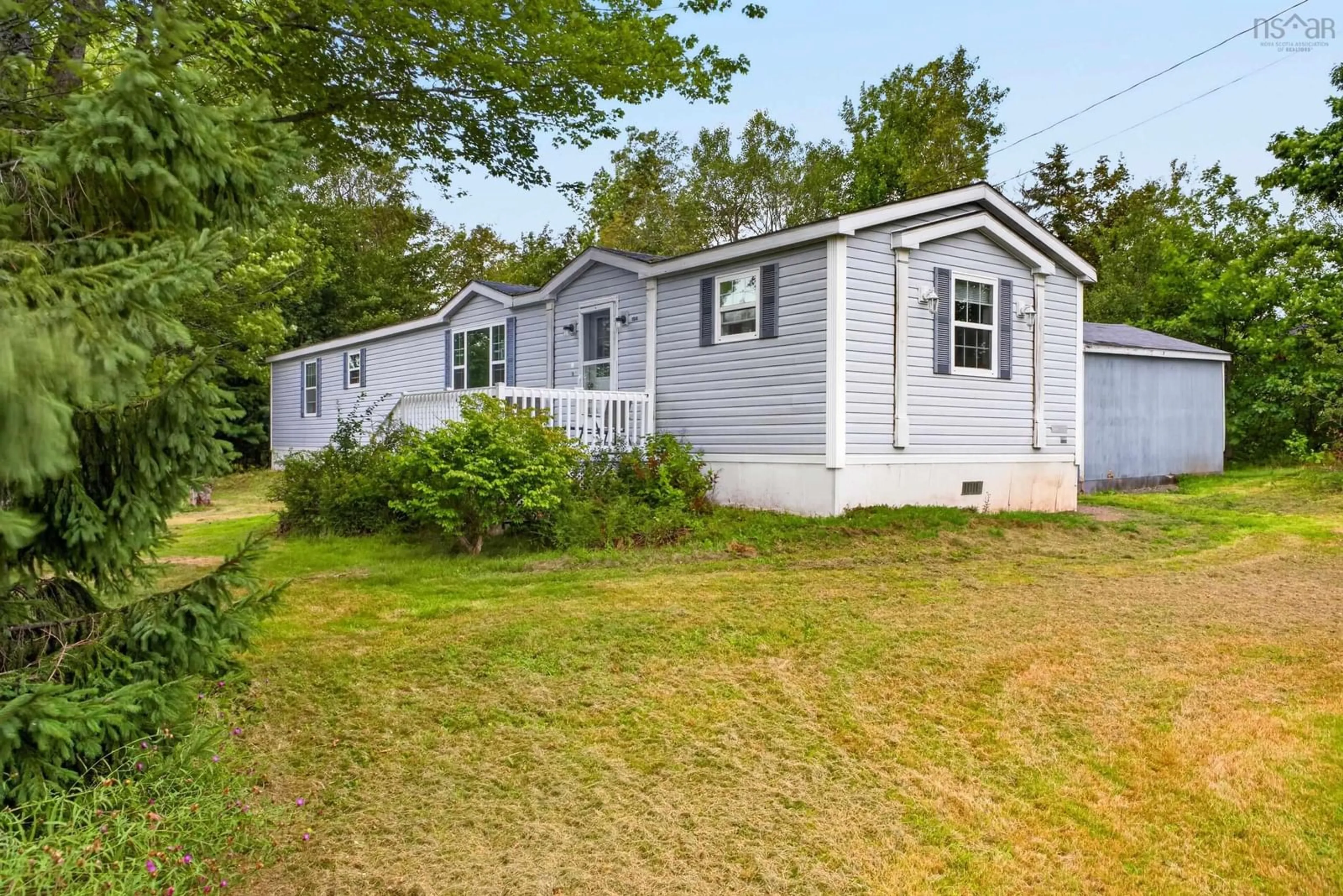 Home with vinyl exterior material, unknown for 1050 Waddens Crt, Westville Nova Scotia B0K 2A0