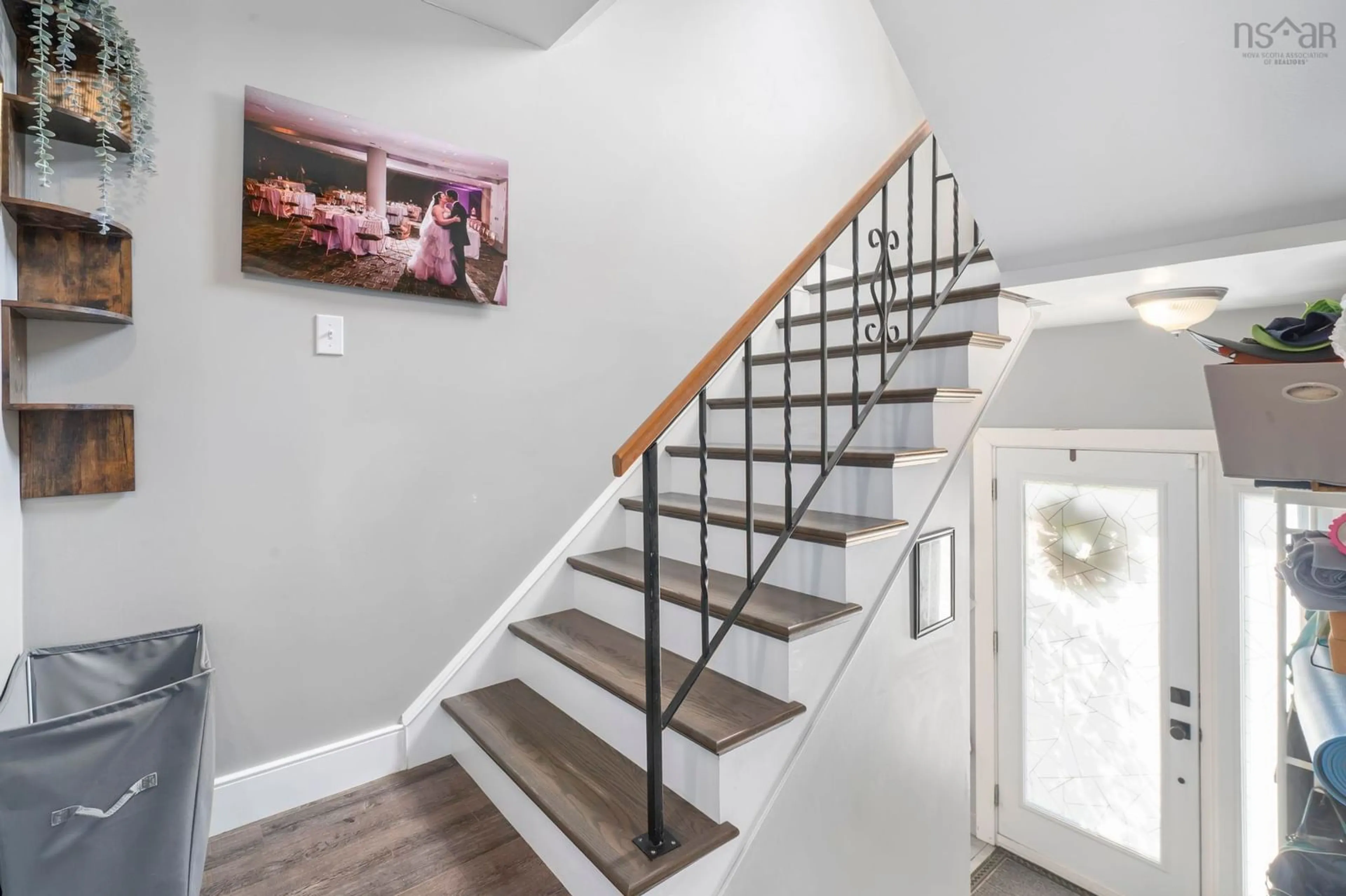 Stairs for 13 Heathland Way, Dartmouth Nova Scotia B2V 1L4