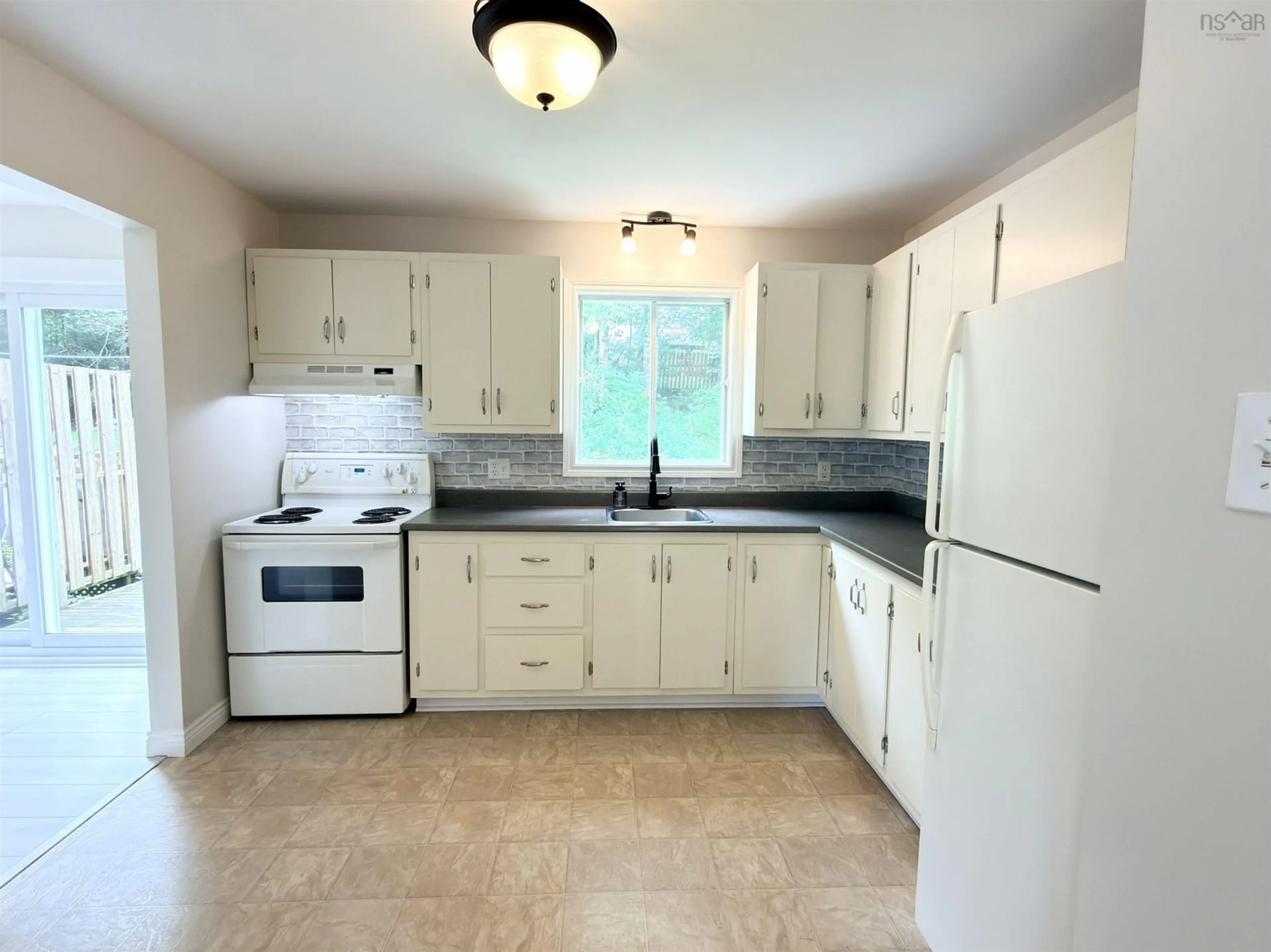 Standard kitchen, ceramic/tile floor for 84 Pondicherry Cres, Dartmouth Nova Scotia B2W 5C5
