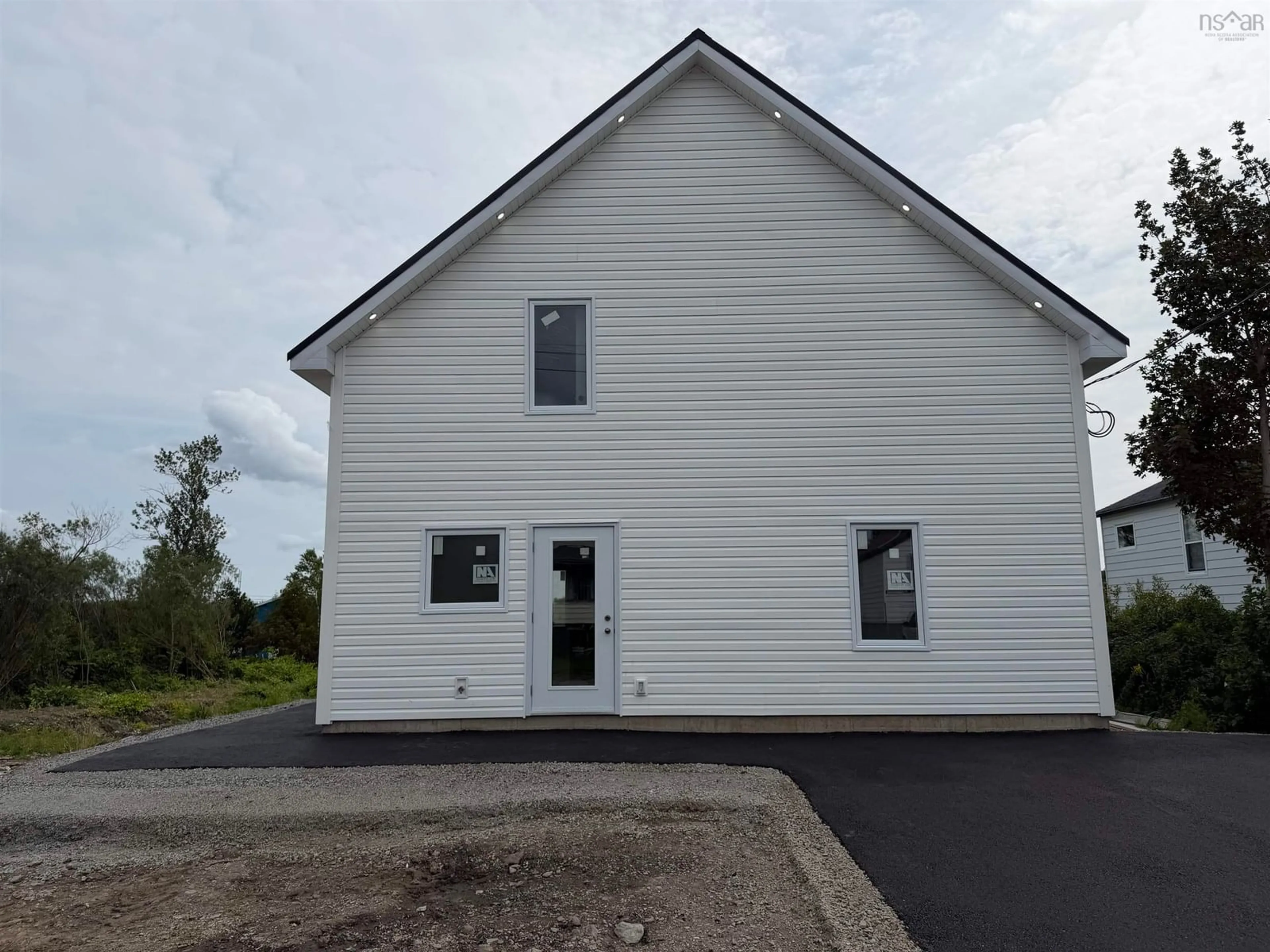 Unknown for 100 Maloney St, Sydney Nova Scotia B1N 2C8