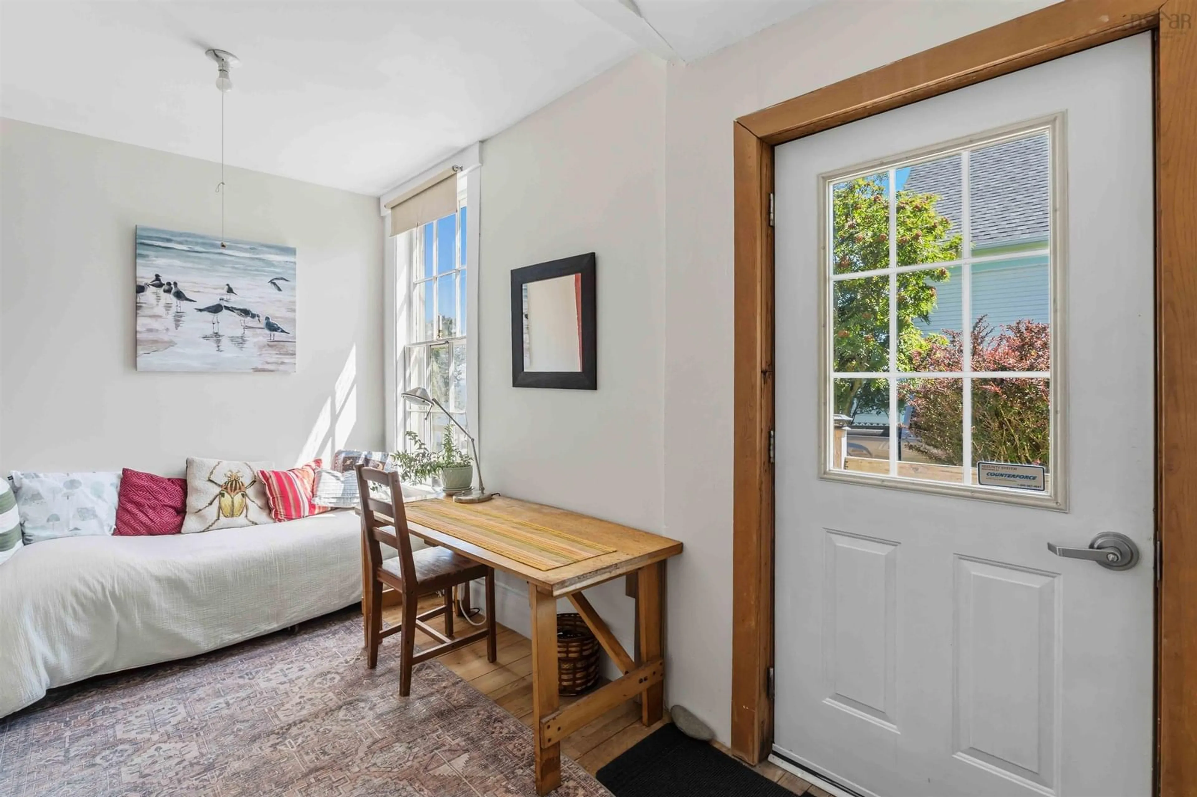 Indoor entryway for 14 Seaman St, Margaretsville Nova Scotia B0S 1N0