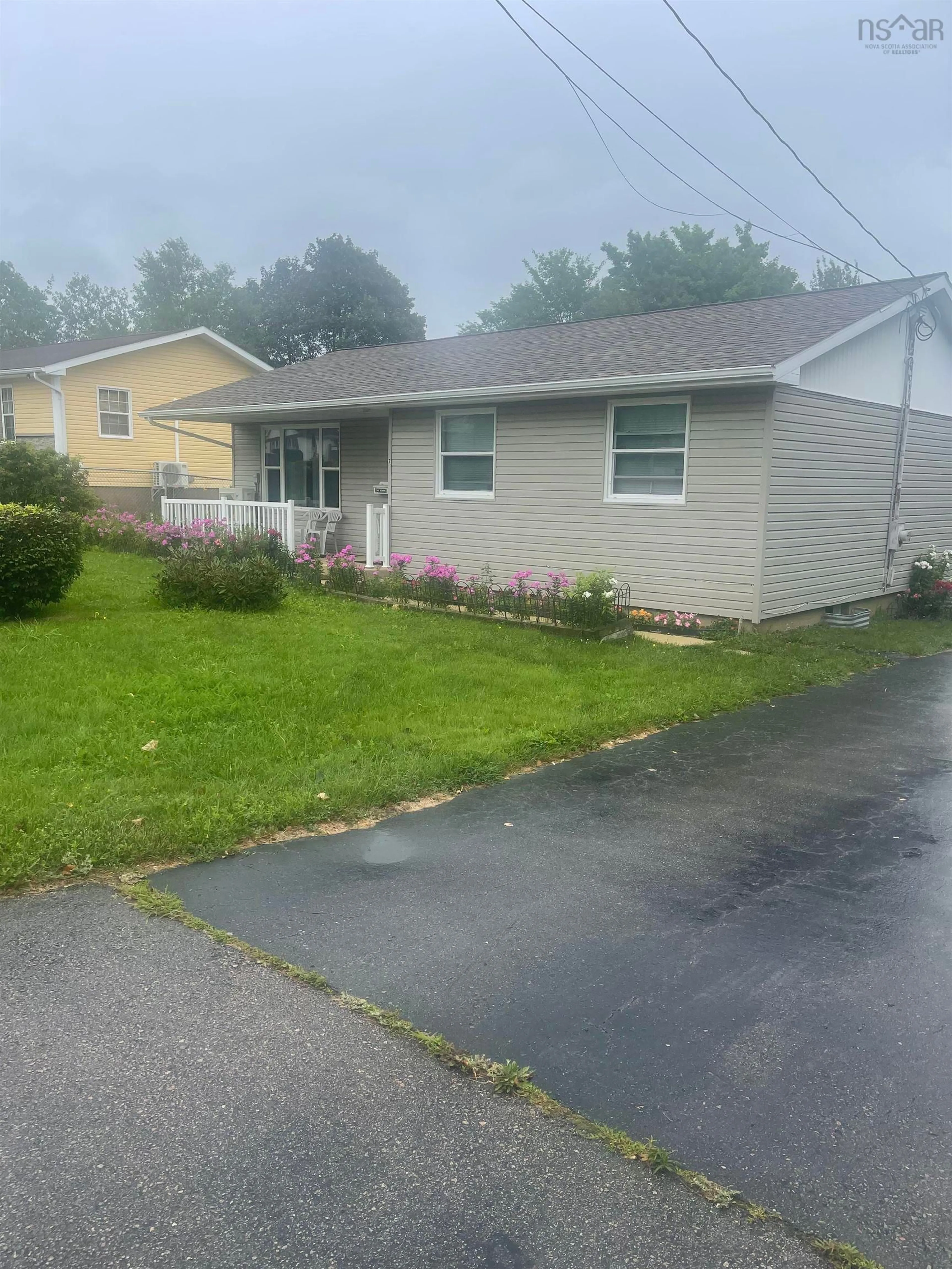 Unknown for 7 High St, North Sydney Nova Scotia B2A 2A3