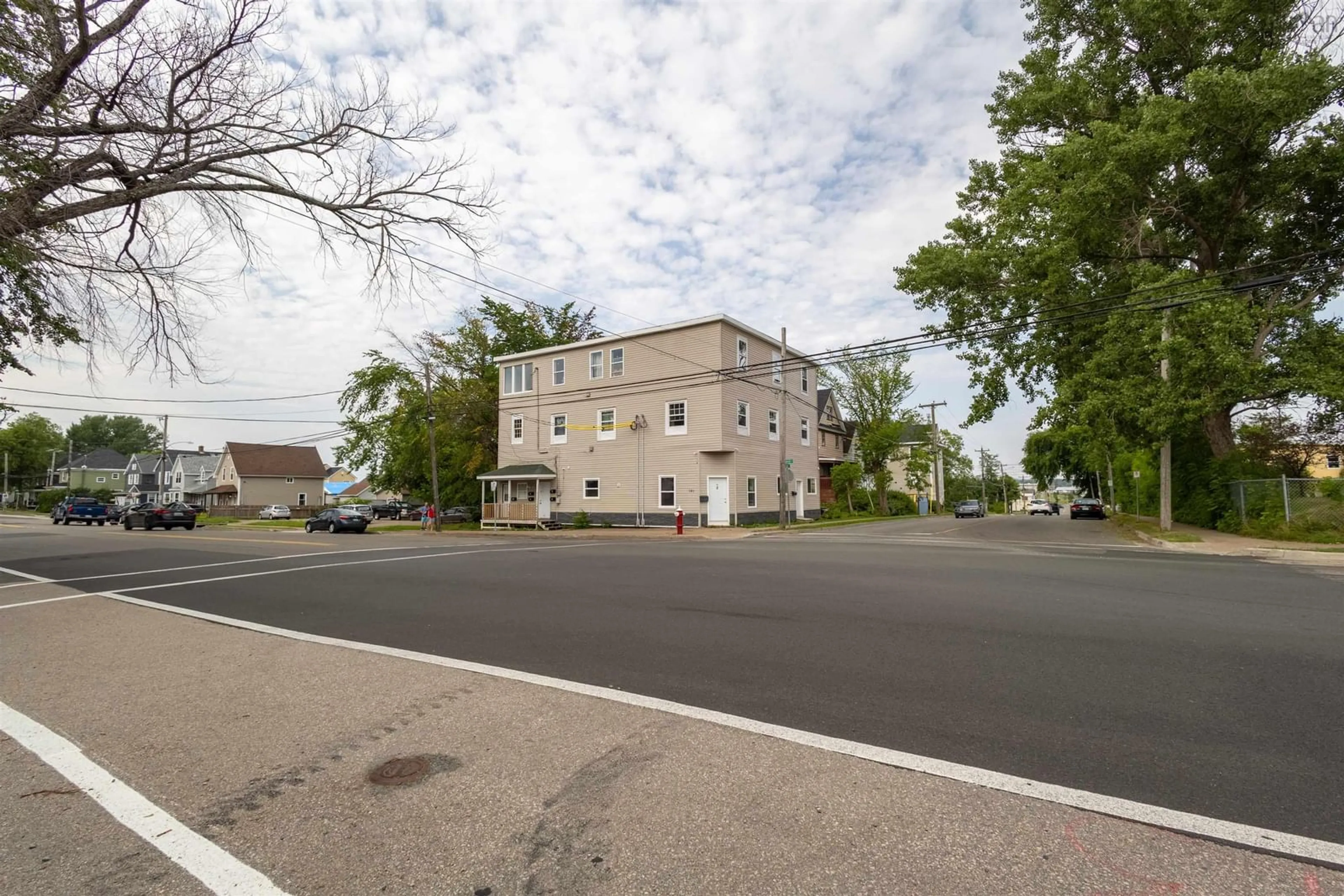 Blurry image for 181 George St, Sydney Nova Scotia B1P 1J1