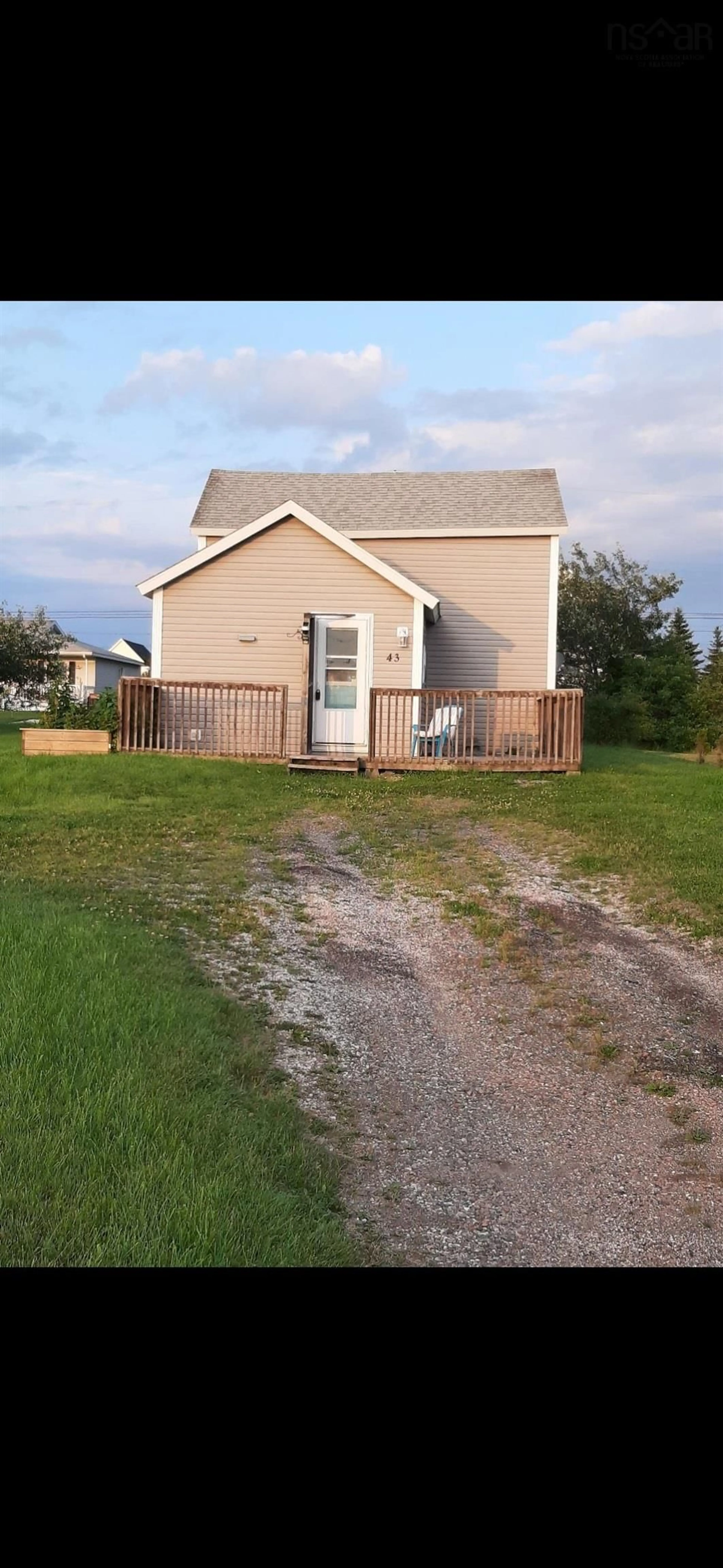Shed for 43 Union St, Dominion Nova Scotia B1G 1W6