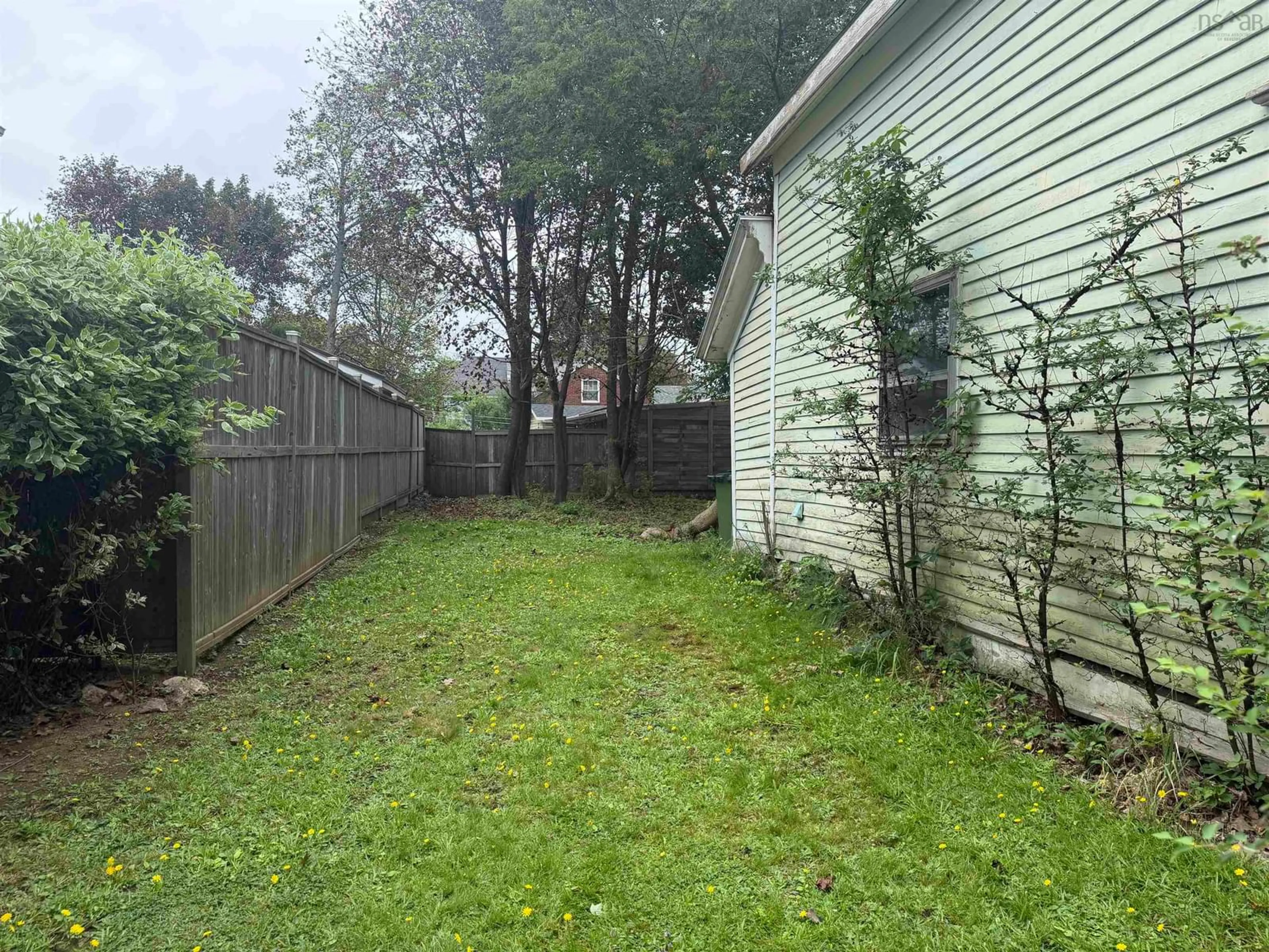 Unknown for 280 Marsh St, New Glasgow Nova Scotia B2H 4S1