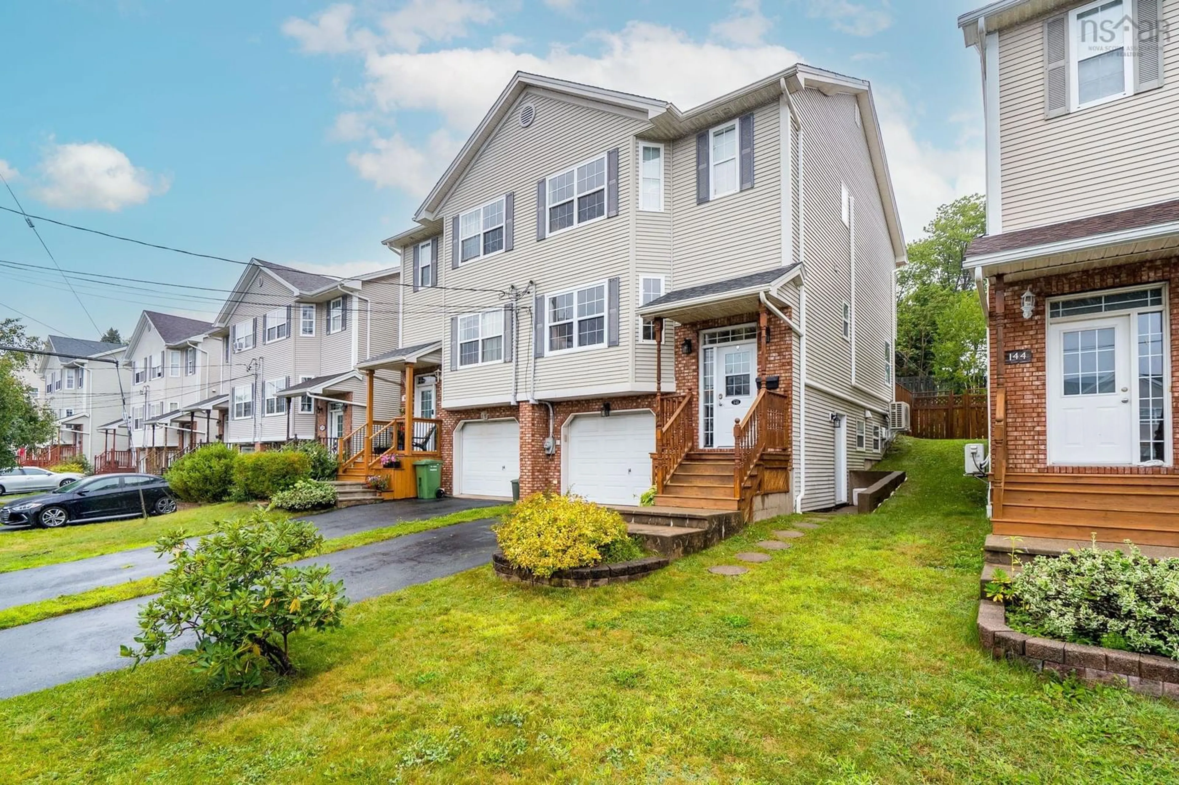 Home with vinyl exterior material, street for 142 Stoneybrook Crt, Halifax Nova Scotia B3M 3J7