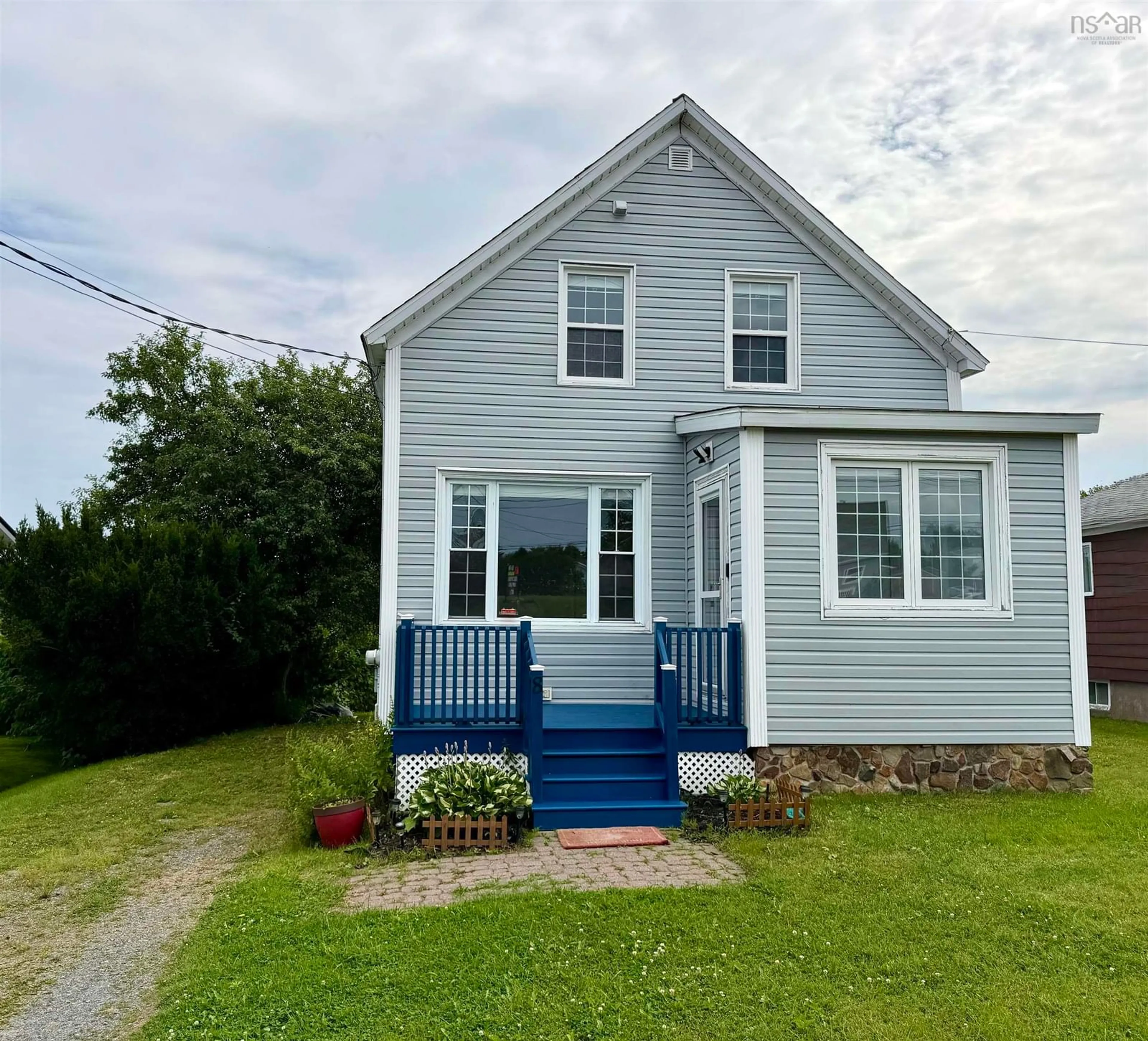 Home with vinyl exterior material, building for 8 Wilson Crt, Reserve Mines Nova Scotia B1A 1K9