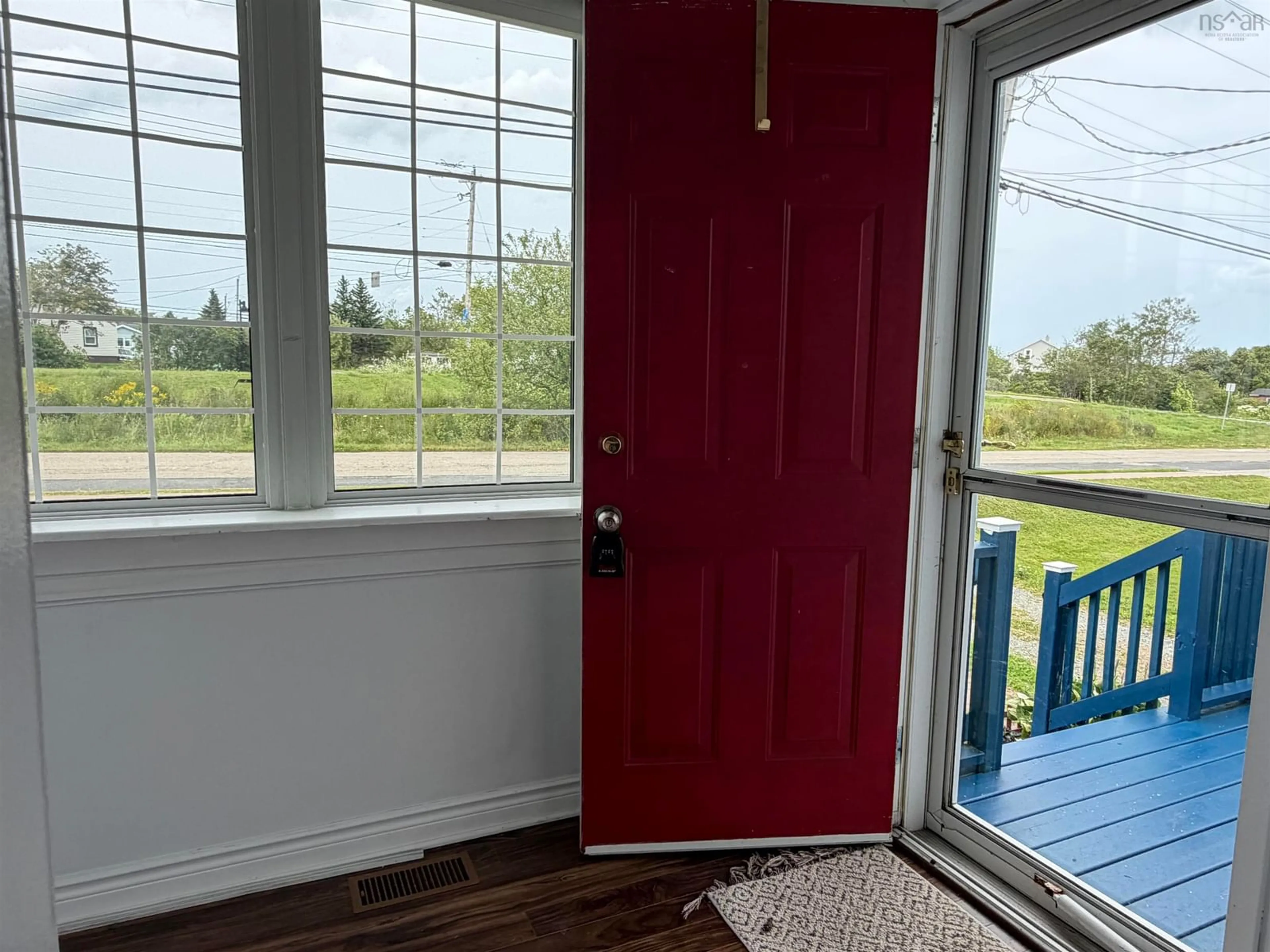 Indoor entryway for 8 Wilson Crt, Reserve Mines Nova Scotia B1A 1K9