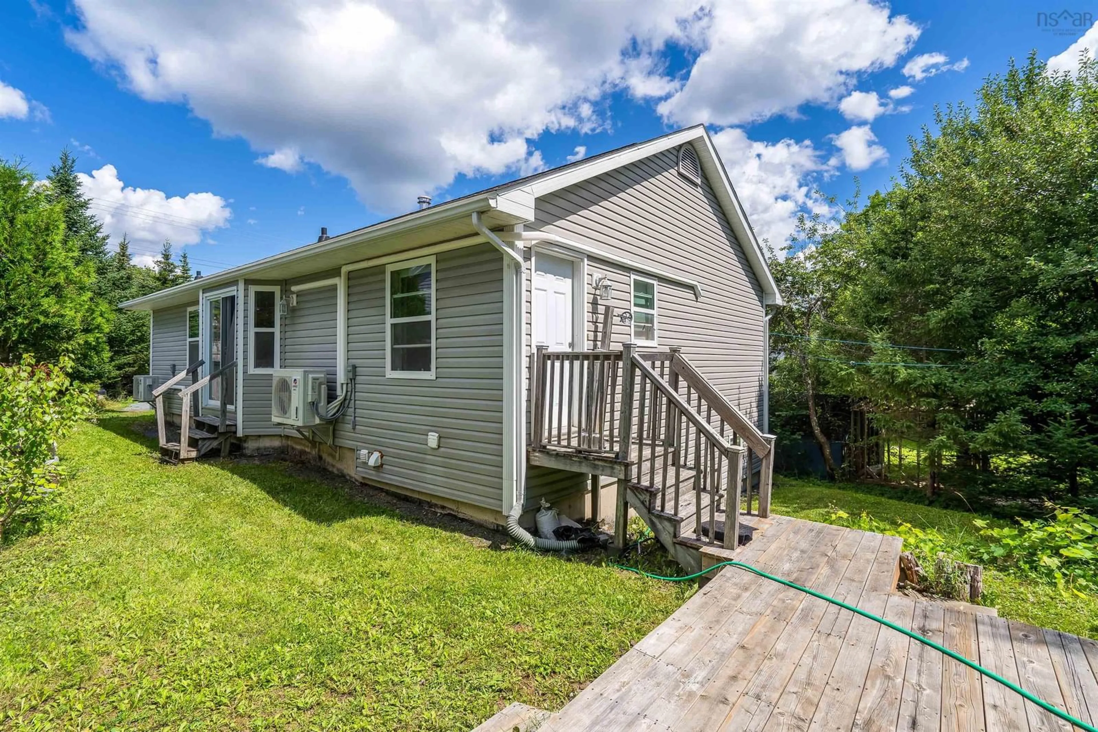 Home with vinyl exterior material, unknown for 1562 St Margarets Bay Rd, Lakeside Nova Scotia B3T 1A9