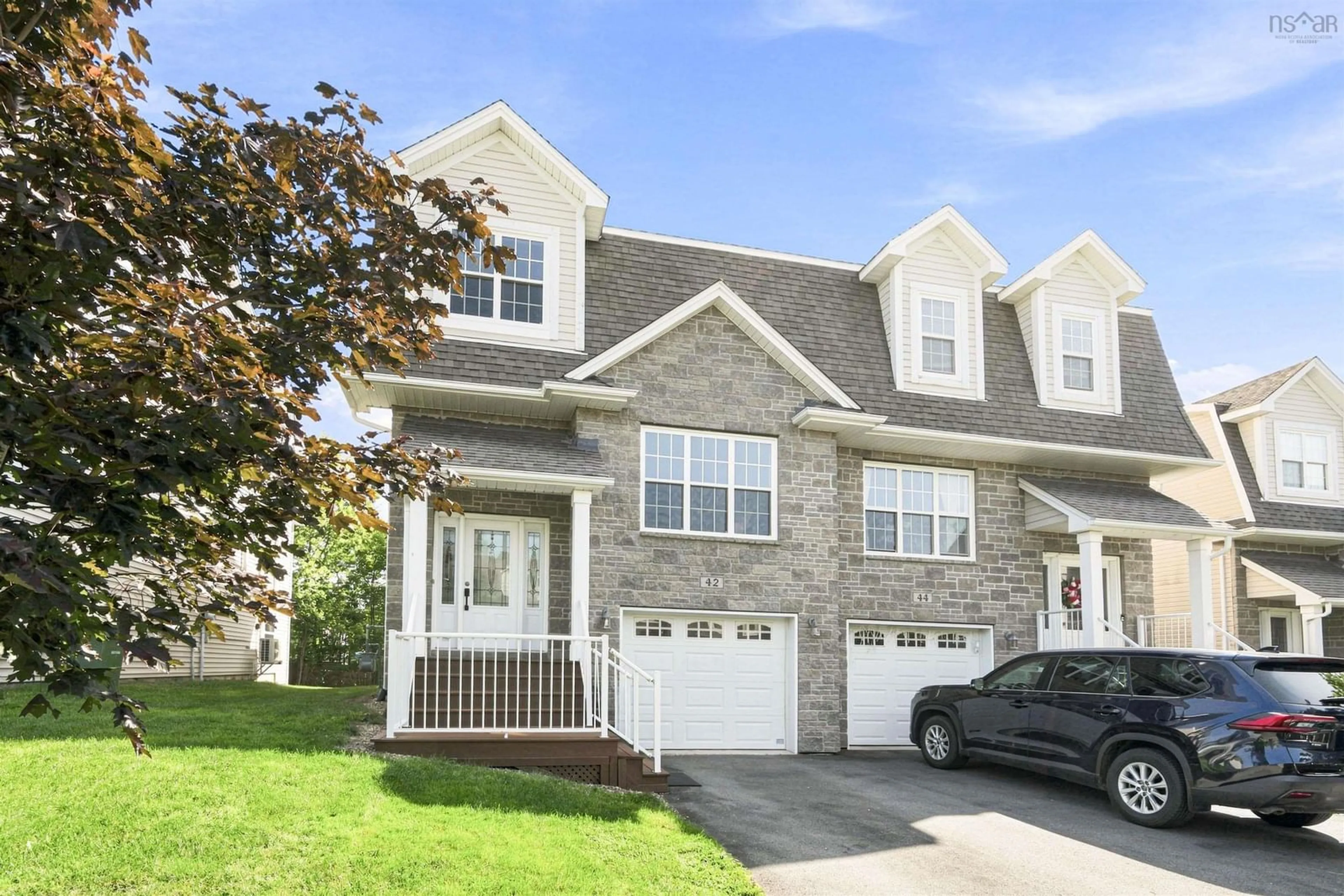 Home with vinyl exterior material, street for 42 Lasalle Crt, West Bedford Nova Scotia B4B 0H8