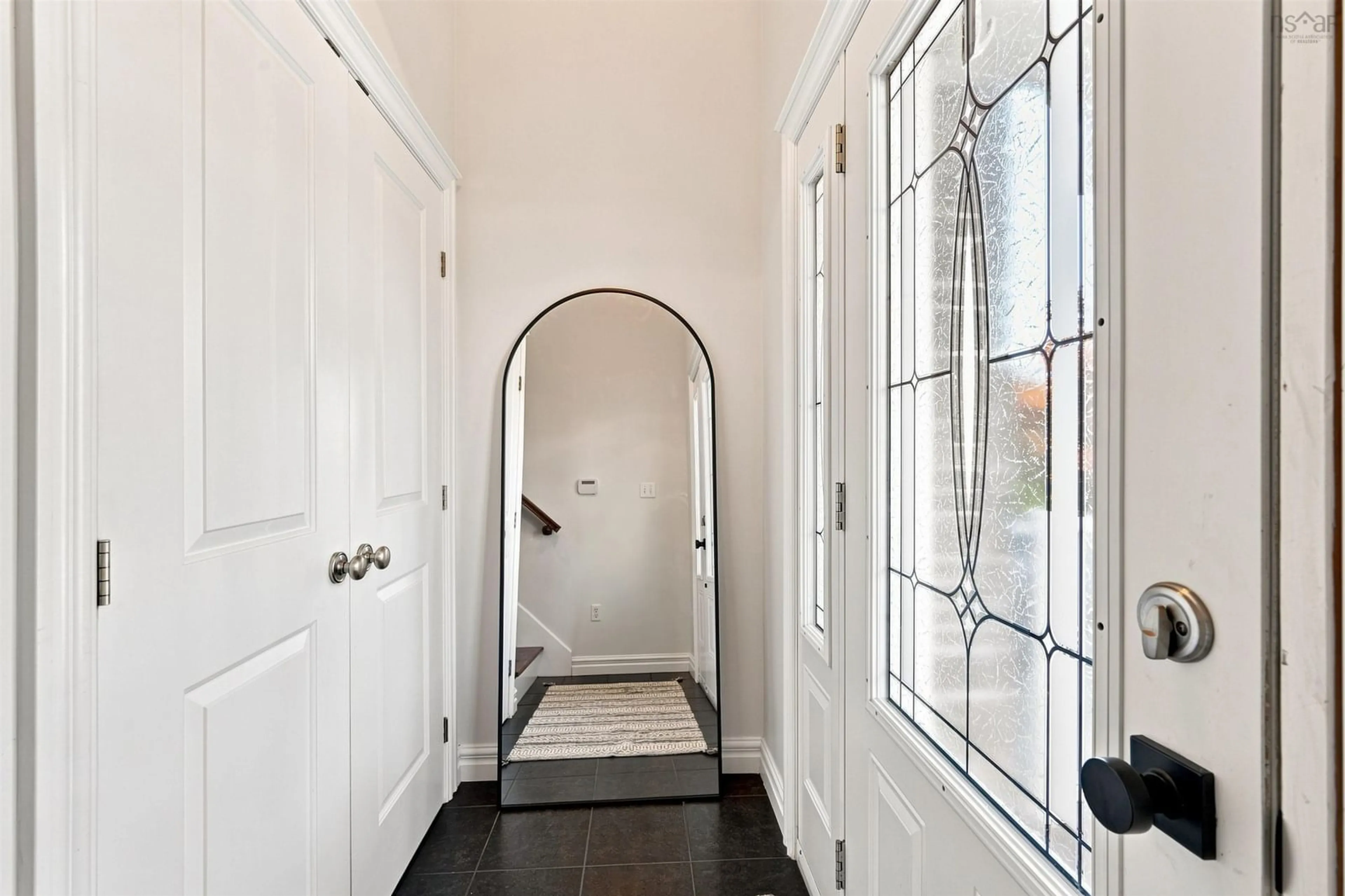 Indoor entryway for 42 Lasalle Crt, West Bedford Nova Scotia B4B 0H8