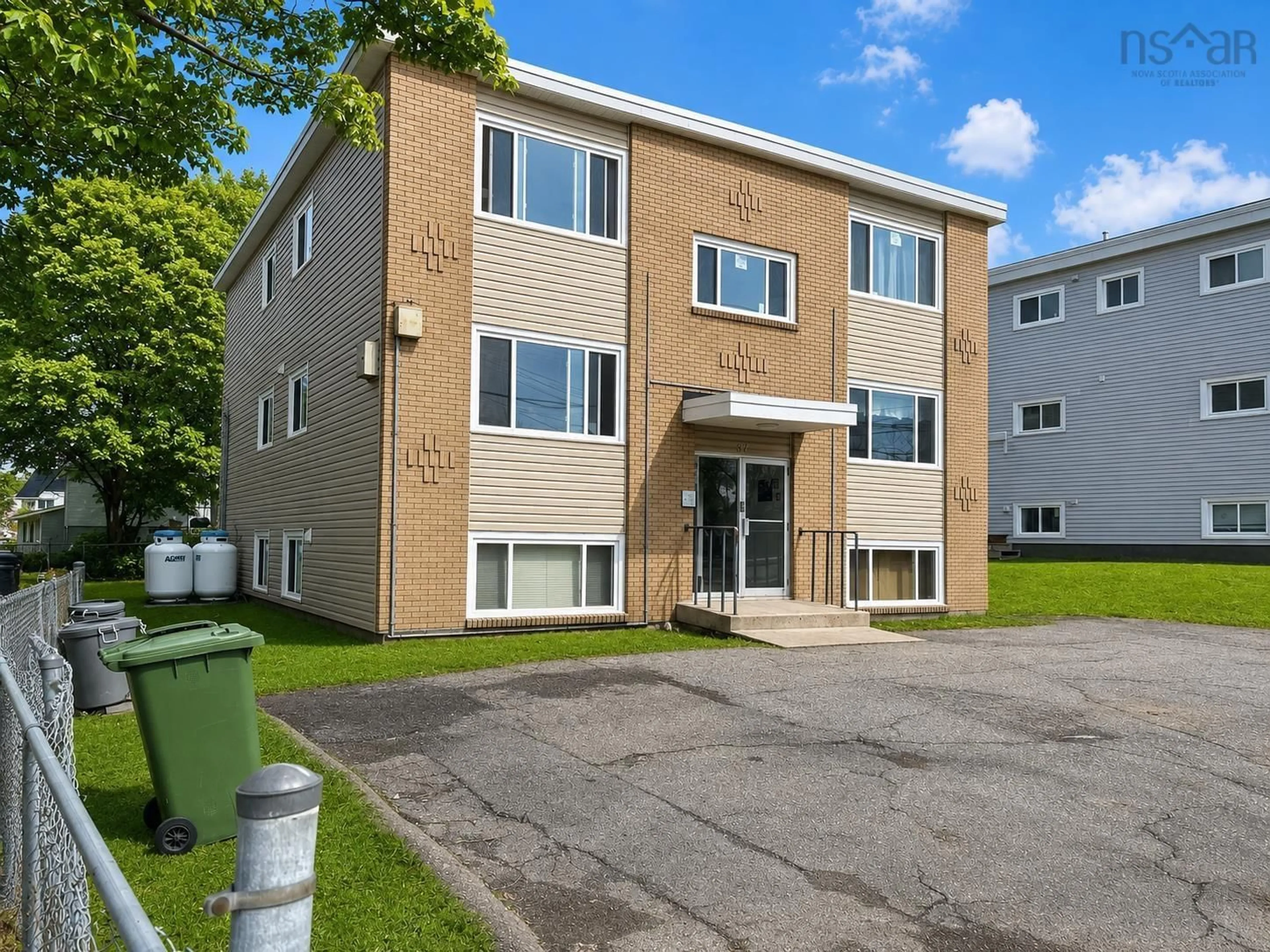 Unknown for 37 Gaston Rd, Dartmouth Nova Scotia B2Y 3W2