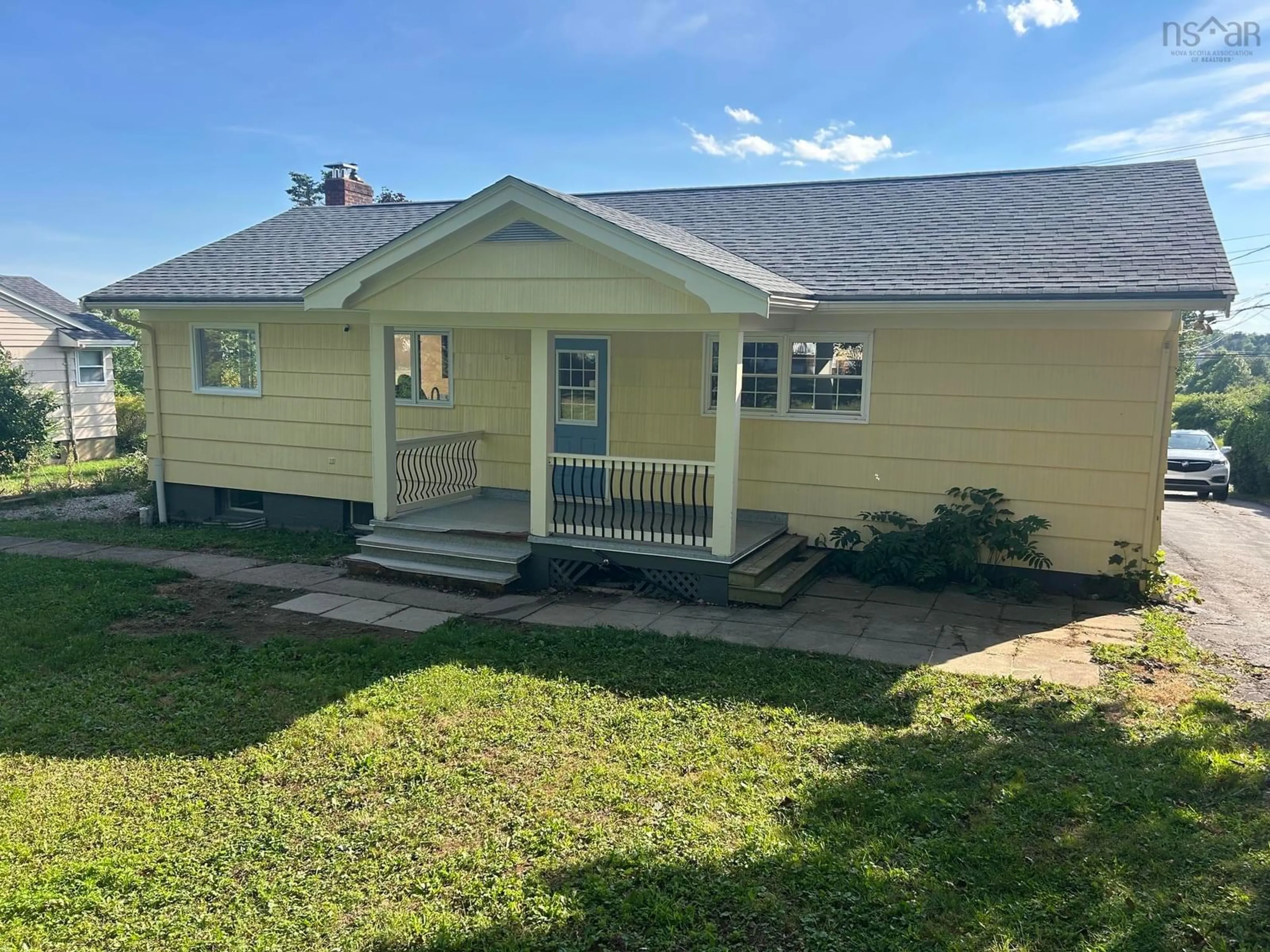 Unknown for 176 Green St, Lunenburg Nova Scotia B0J 2C0