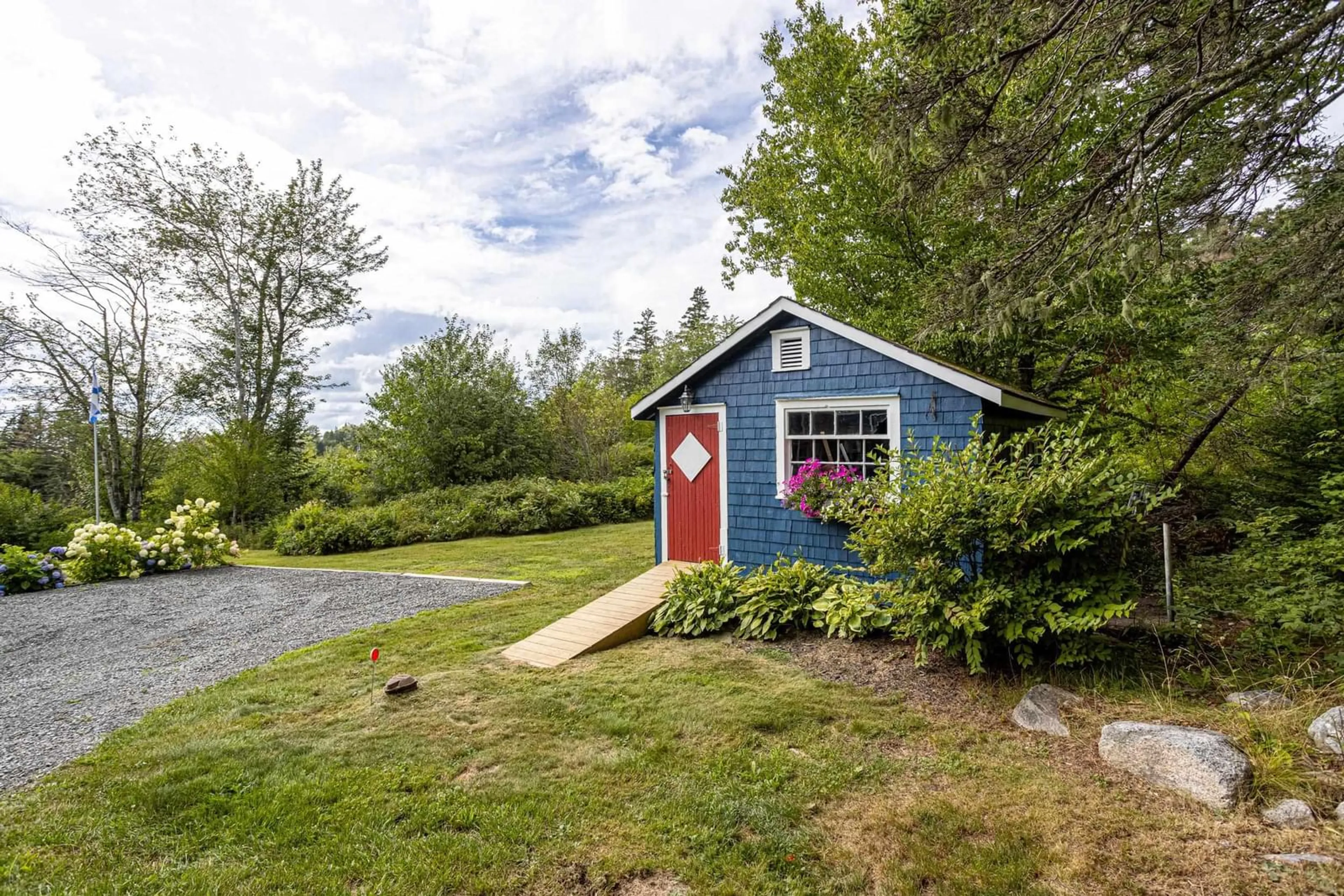 Shed for 11308 Peggys Cove Rd, Seabright Nova Scotia B3Z 3A7