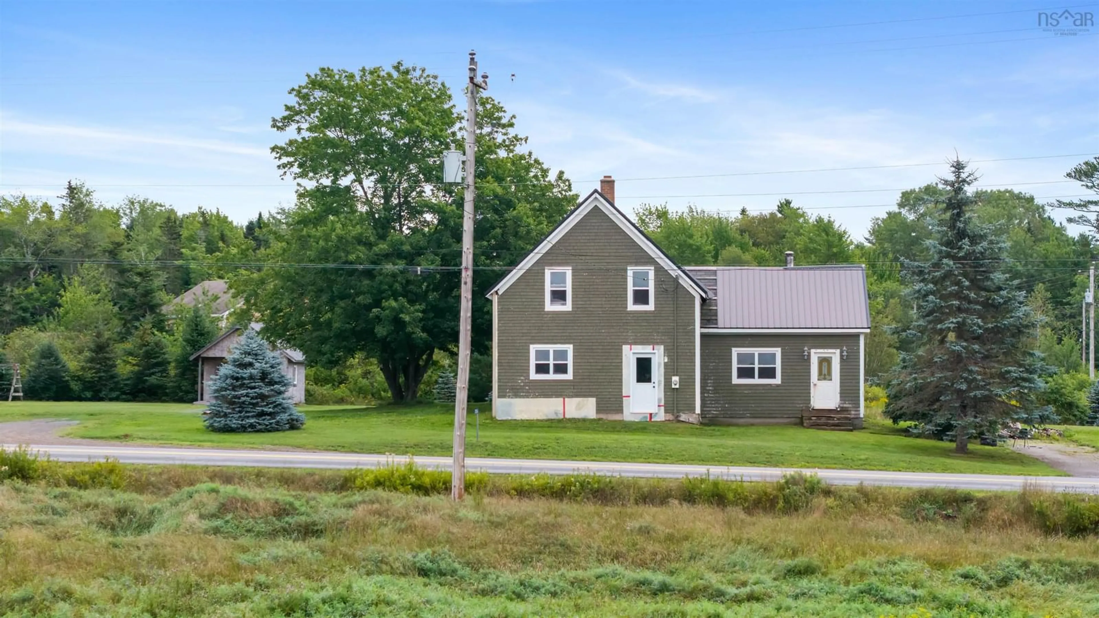 Home with vinyl exterior material, street for 2526 Alton Rd, East Stewiacke Nova Scotia B0N 2J0