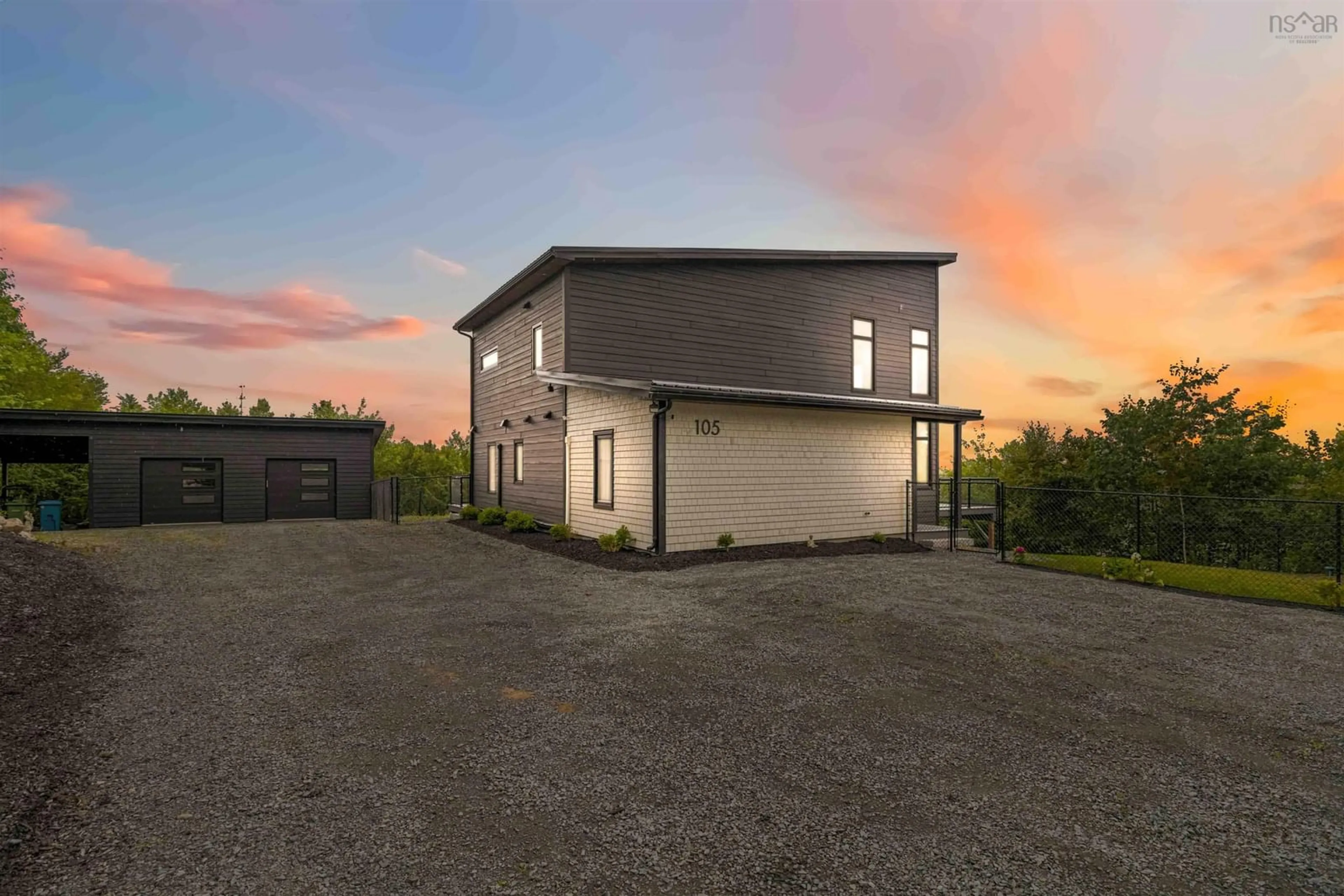 A pic from outside/outdoor area/front of a property/back of a property/a pic from drone, building for Janda Cres #105, Tantallon Nova Scotia B3Z 4R7