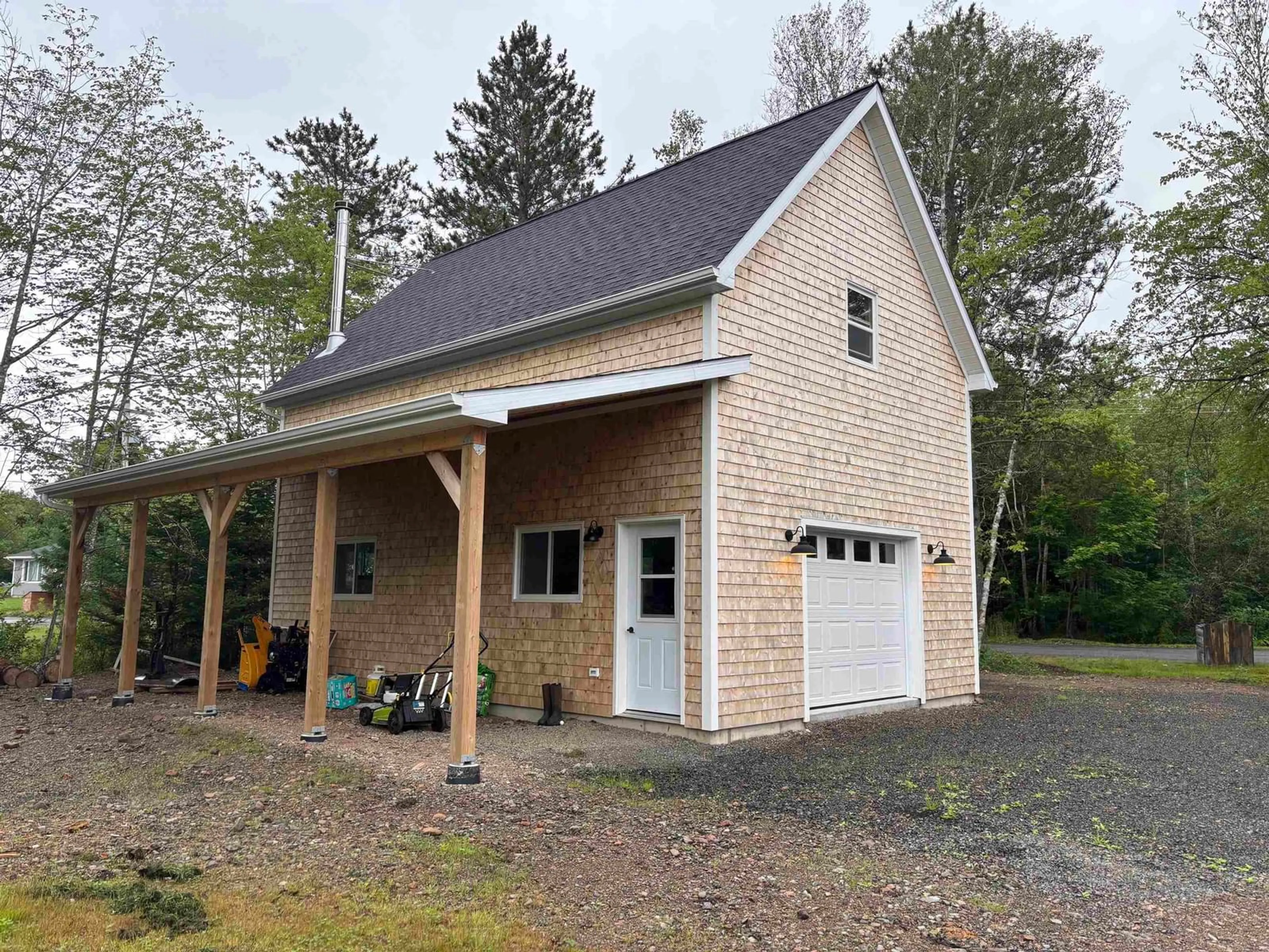 Unknown for 138 Queen St, Baddeck Nova Scotia B0E 1B0