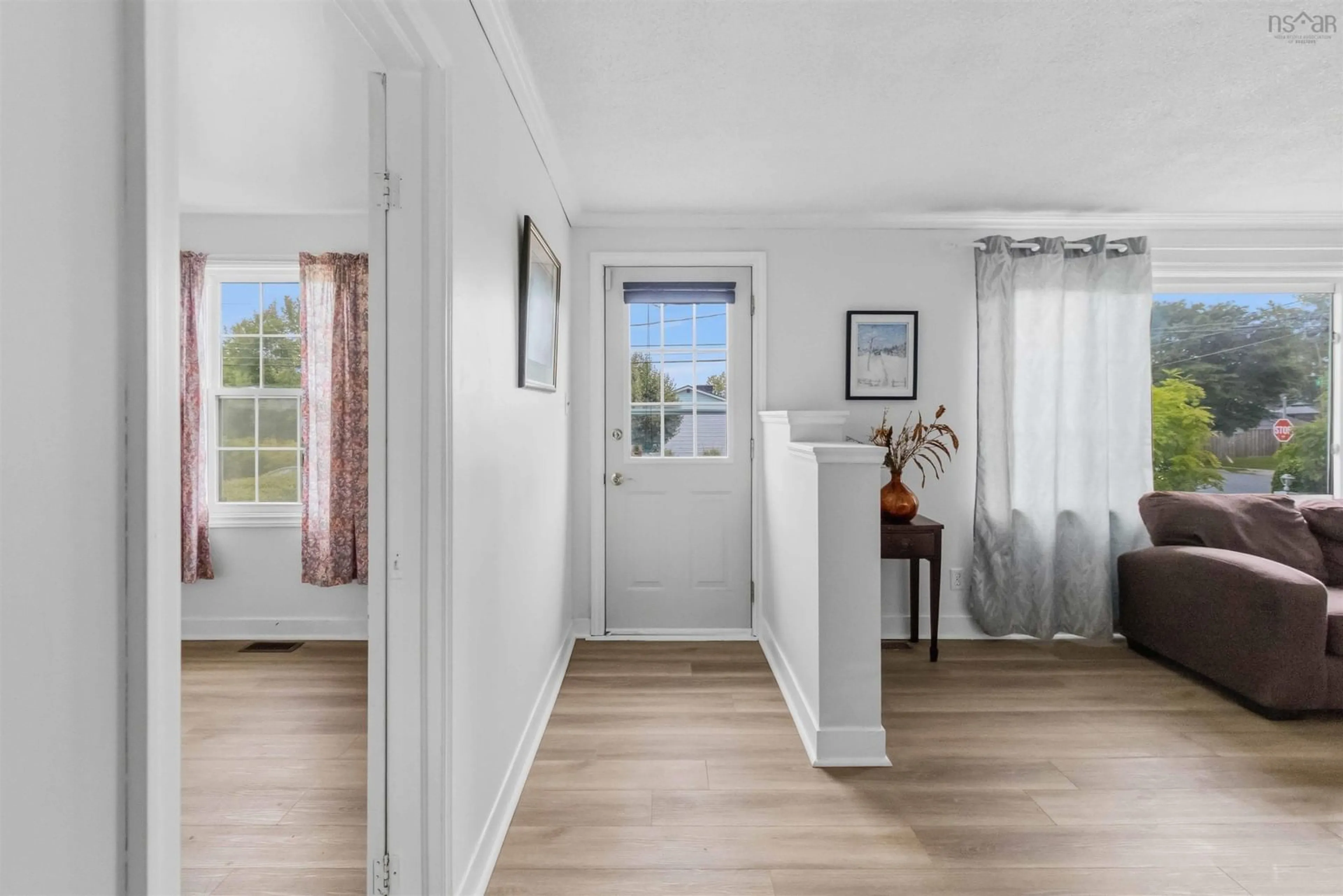 Indoor entryway for 2 Kelly St, Halifax Nova Scotia B3N 1W1