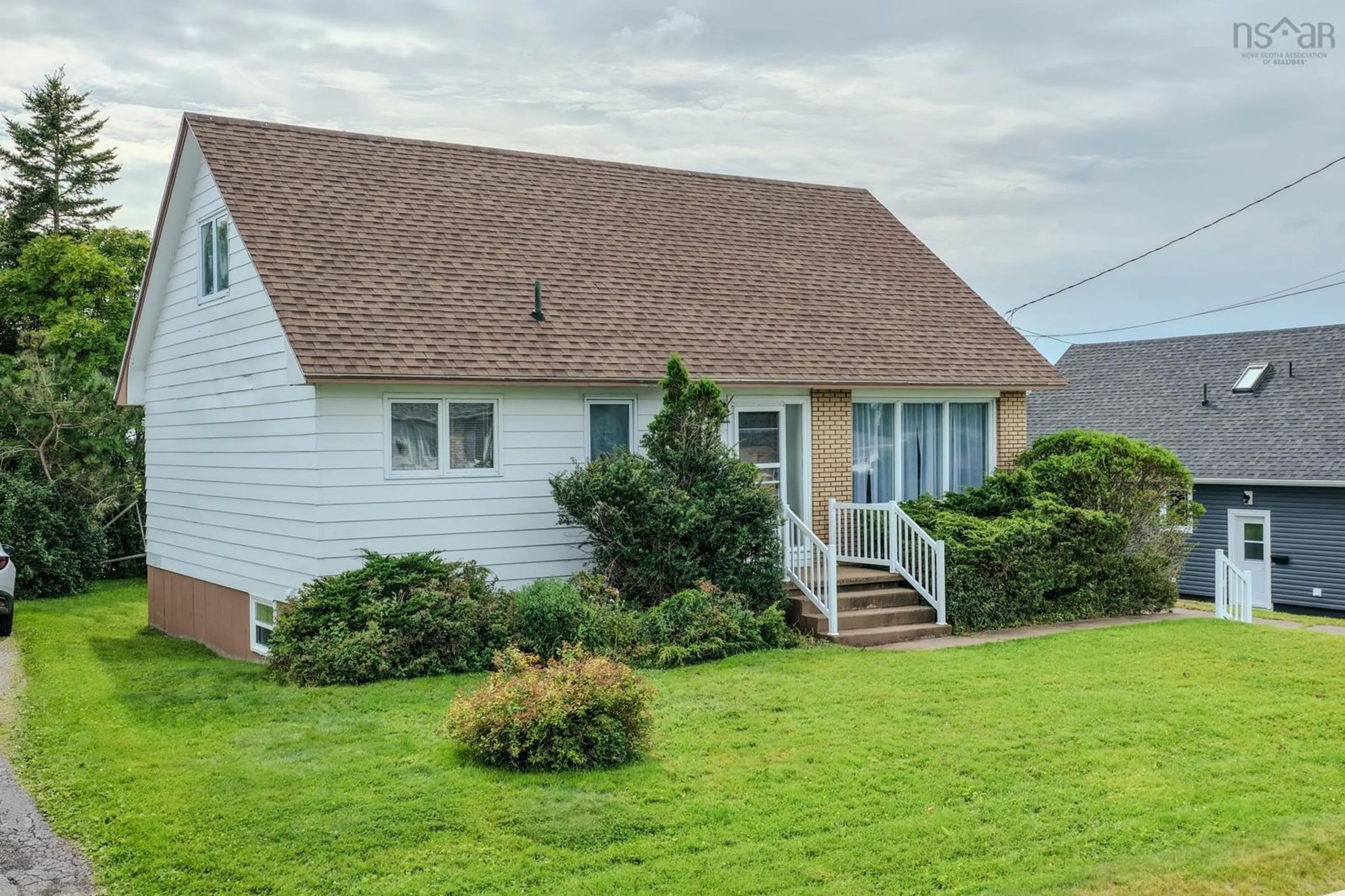Home with vinyl exterior material, water/lake/river/ocean view for 50 Lynne Dr, Sydney Nova Scotia B1P 2Z8