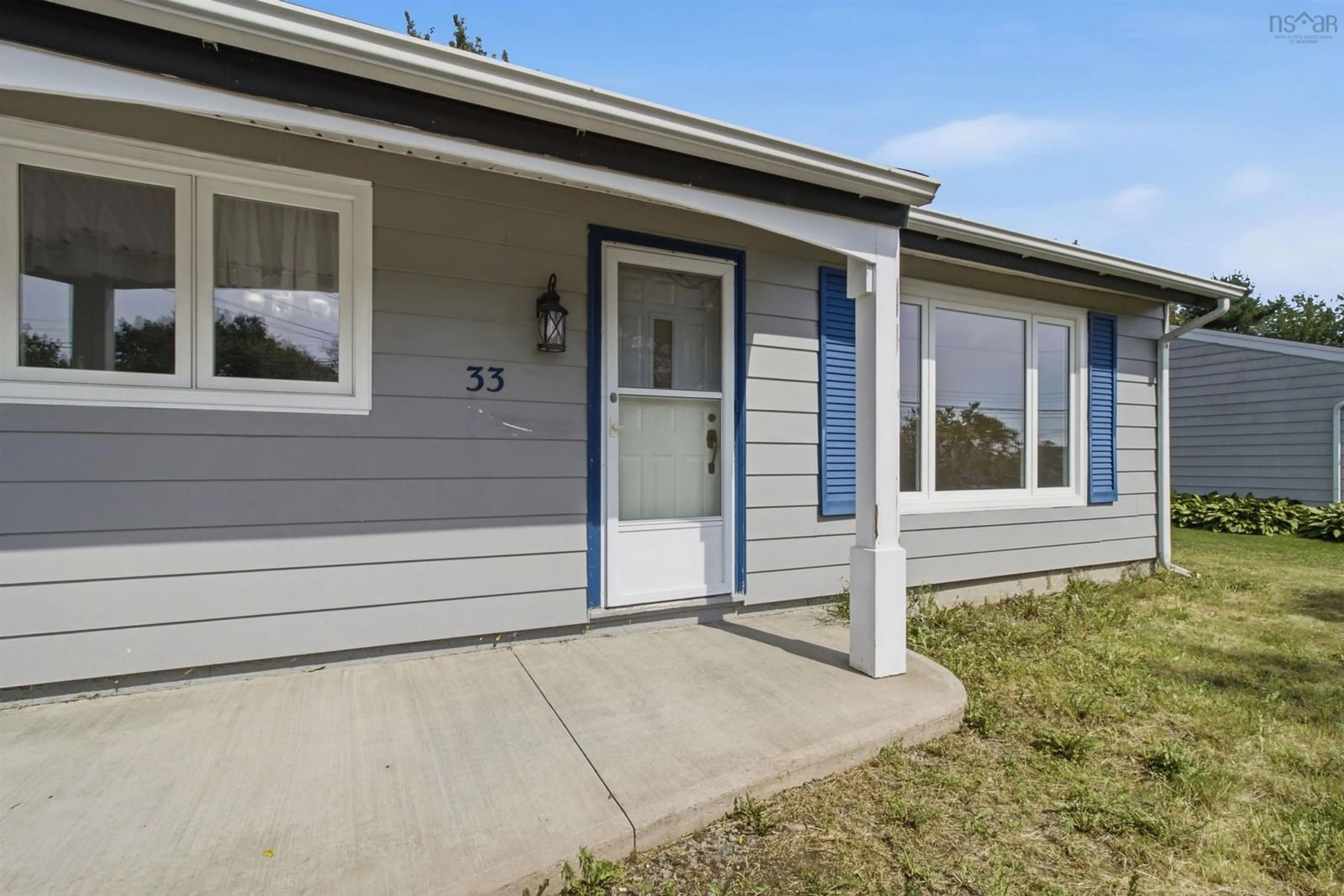 Home with vinyl exterior material, street for 33 Inverary Dr, Dartmouth Nova Scotia B2X 1H3