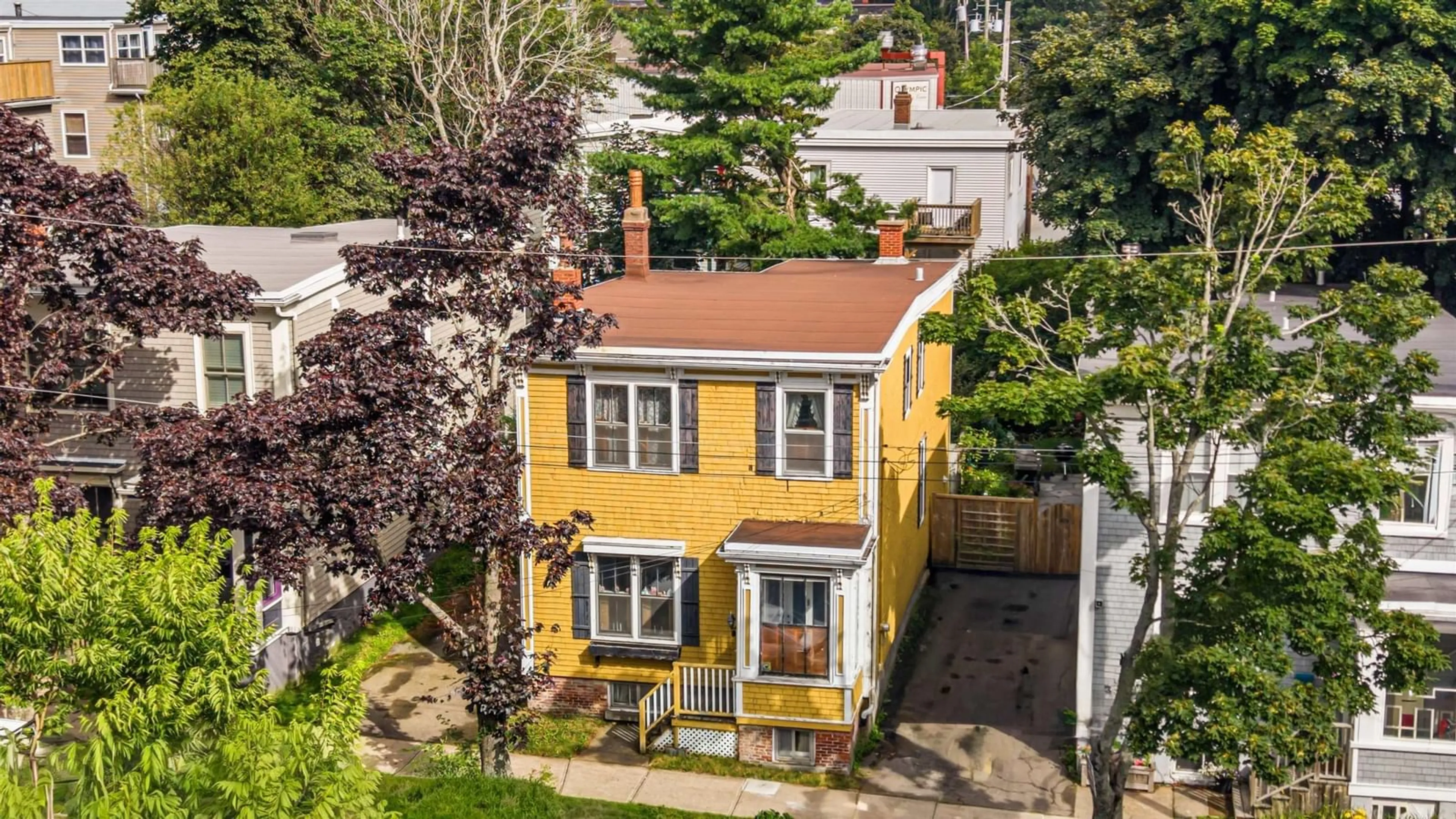 A pic from outside/outdoor area/front of a property/back of a property/a pic from drone, street for 6079 Compton Ave, Halifax Nova Scotia B3K 1E8